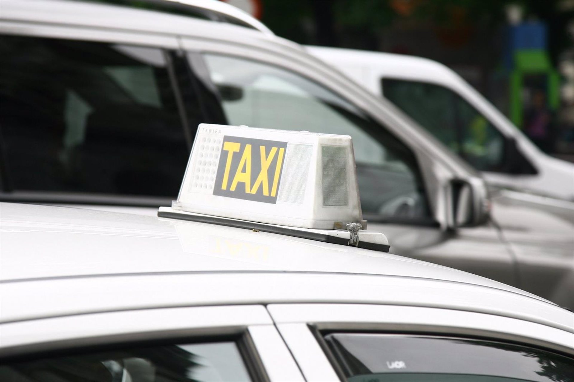 Detenido un taxista por agresión sexual a una joven que volvía de un festival de Monachil a Granada