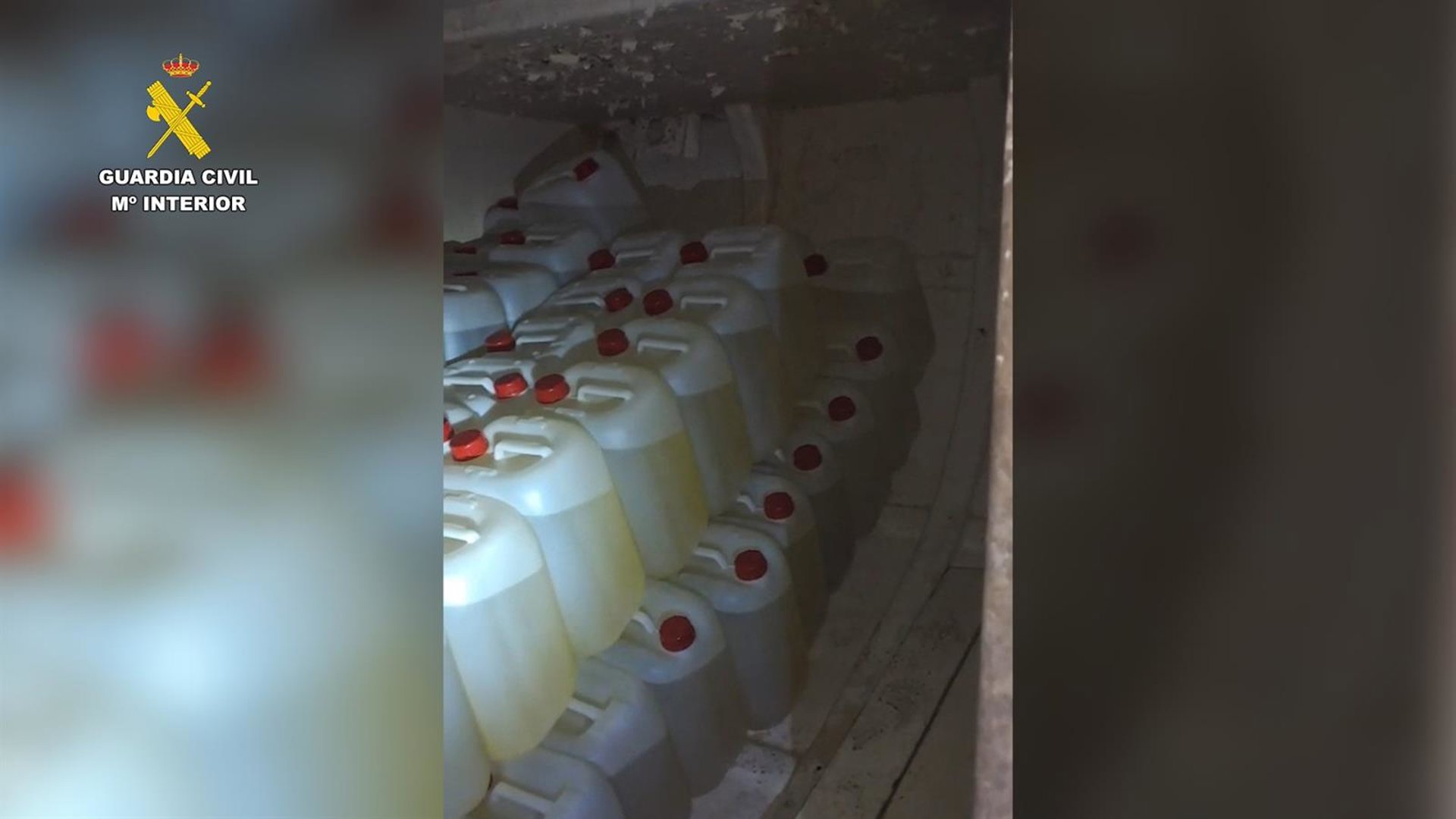 Intervenidos 25.000 litros de combustible y diez embarcaciones para petaqueo del narcotráfico