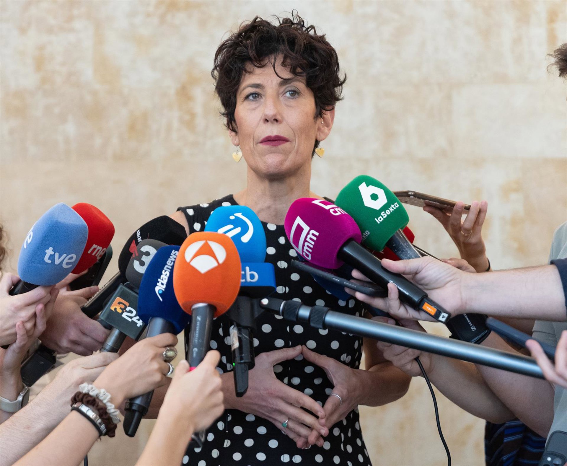 Elma Saiz niega «privilegios» entre comunidades en la propuesta del Gobierno sobre financiación autonómica