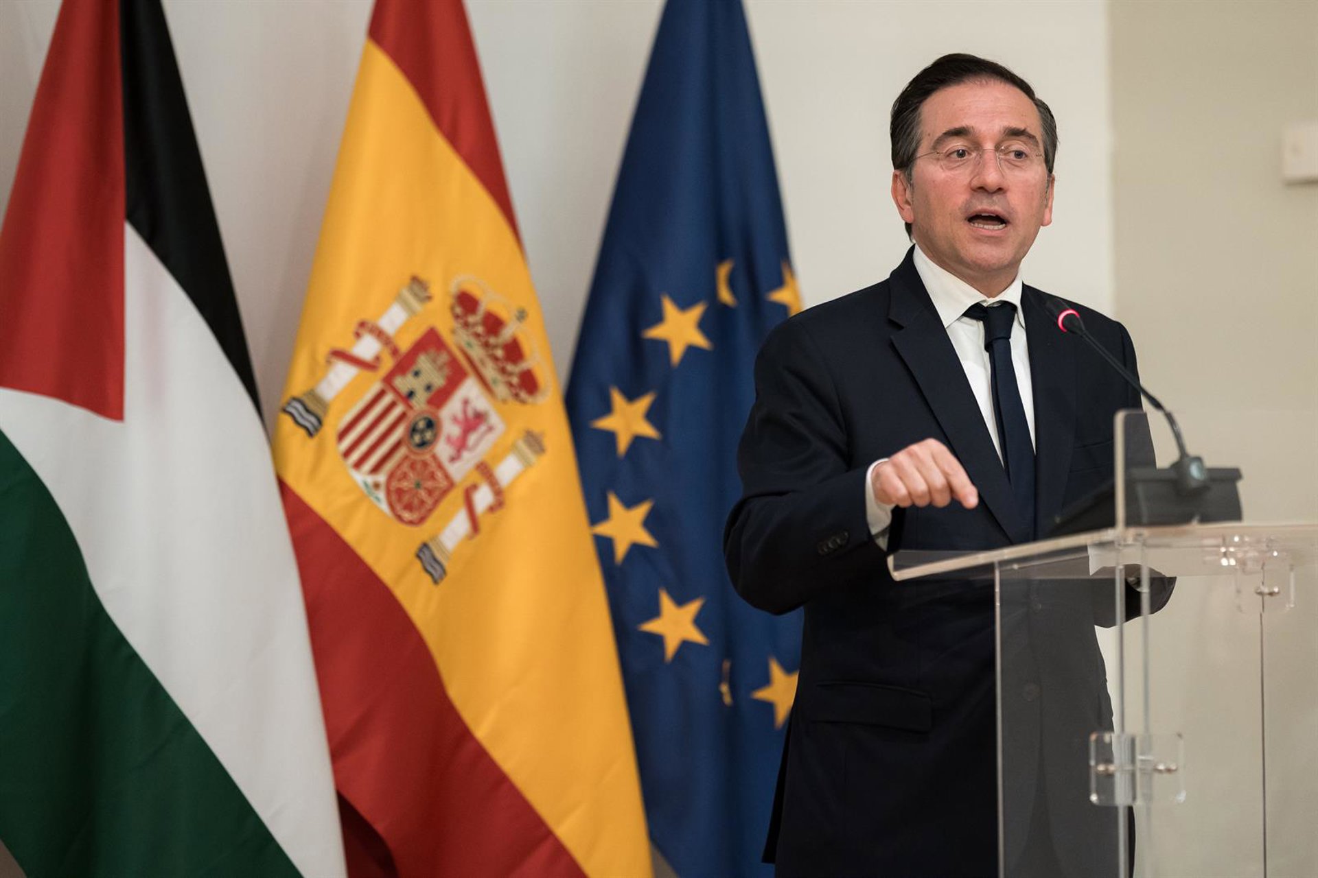 Albares remarca que el Gobierno no reconocerá «nunca» la ocupación de Israel de la ciudad de Gaza
