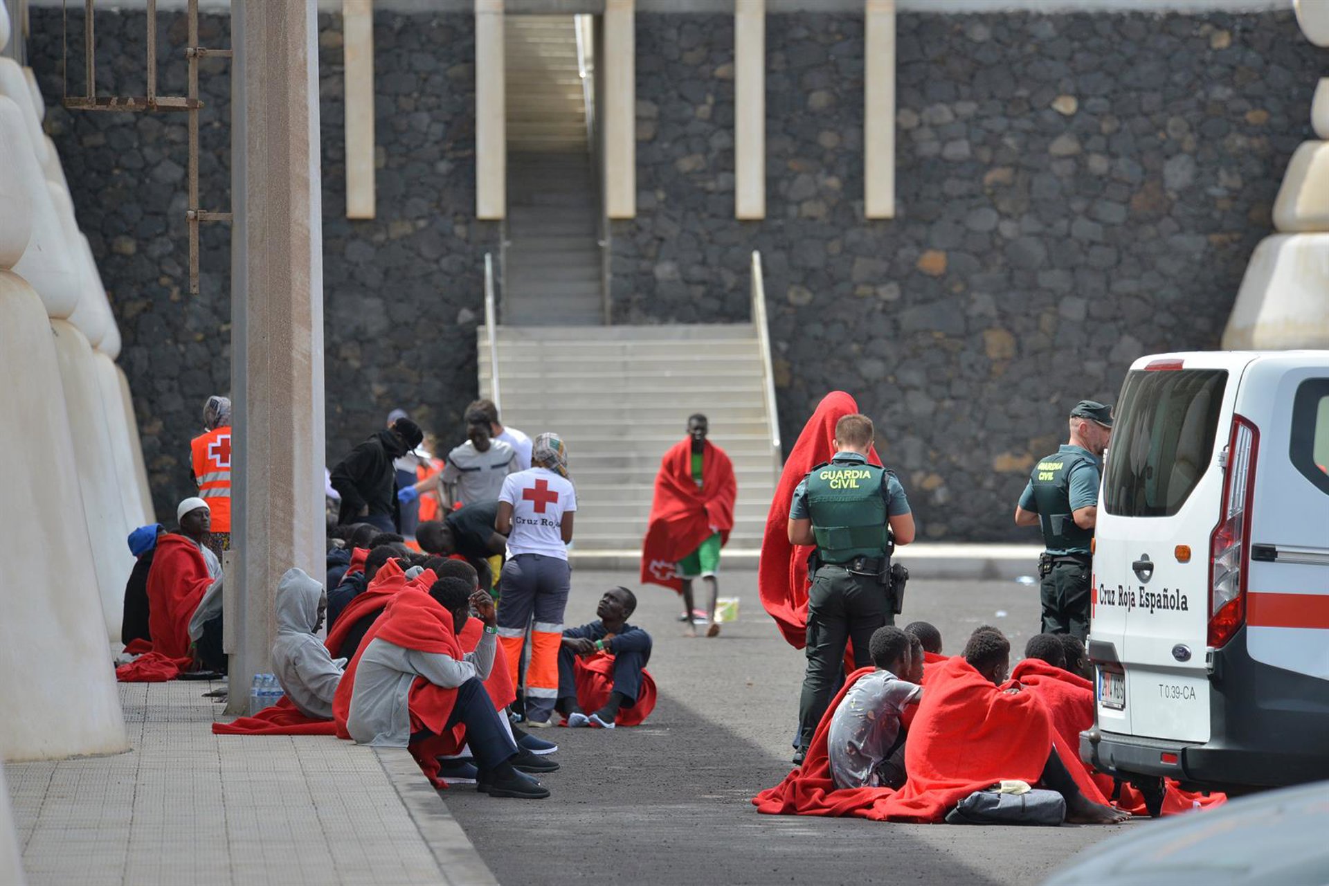 Clavijo considera que «hay cierta improvisación» en el Gobierno para el traslado de los menores migrantes asilados