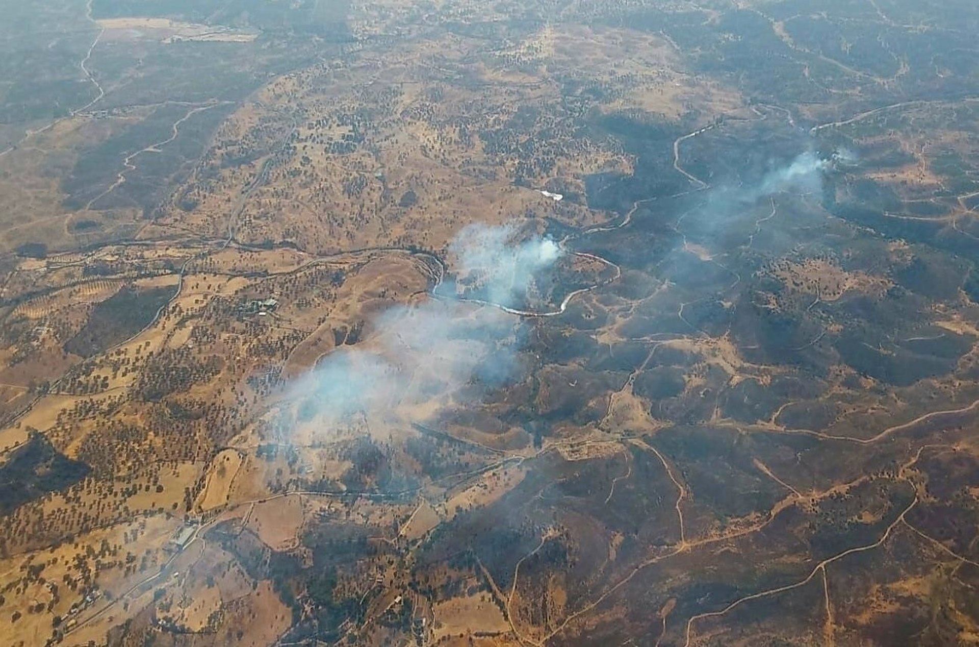 El Infoca da por controlado el incendio declarado este lunes en Villanueva de los Castillejos