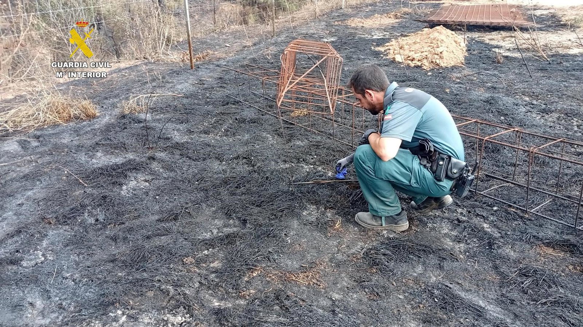 Dos albañiles provocaron el incendio de Titaguas de junio al usar una radial a pesar del riesgo extremo