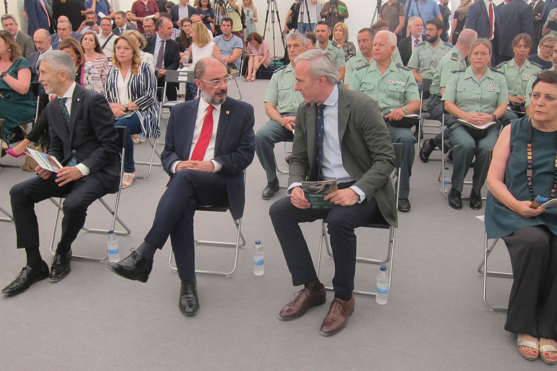Azcón lamenta profundamente el fallecimiento de Javier Lambán y decreta tres días de luto en Aragón