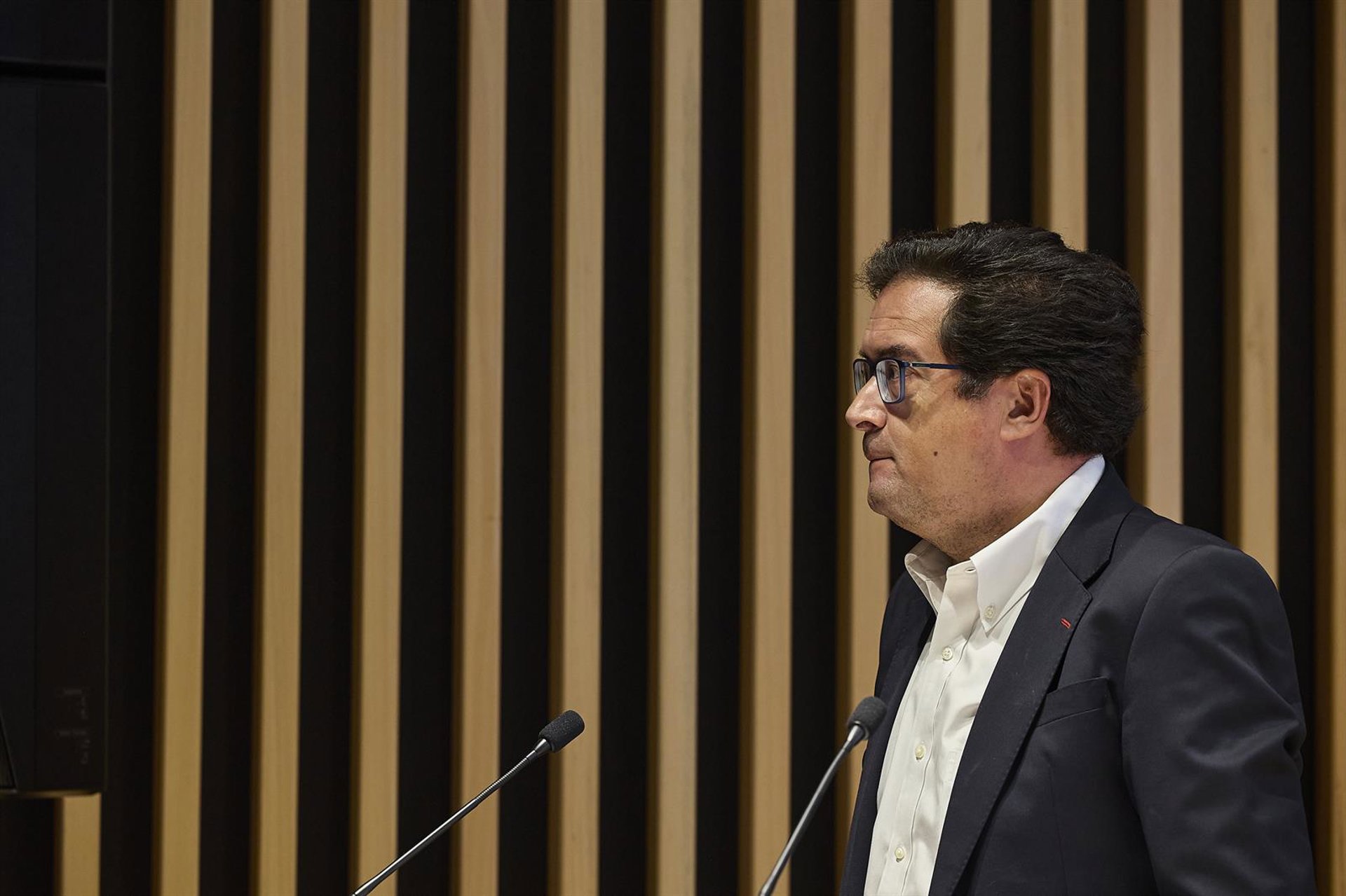 El Gobierno defiende que ha movilizado «todos los recursos del Estado» contra el fuego y pide al PP «arrimar el hombro»
