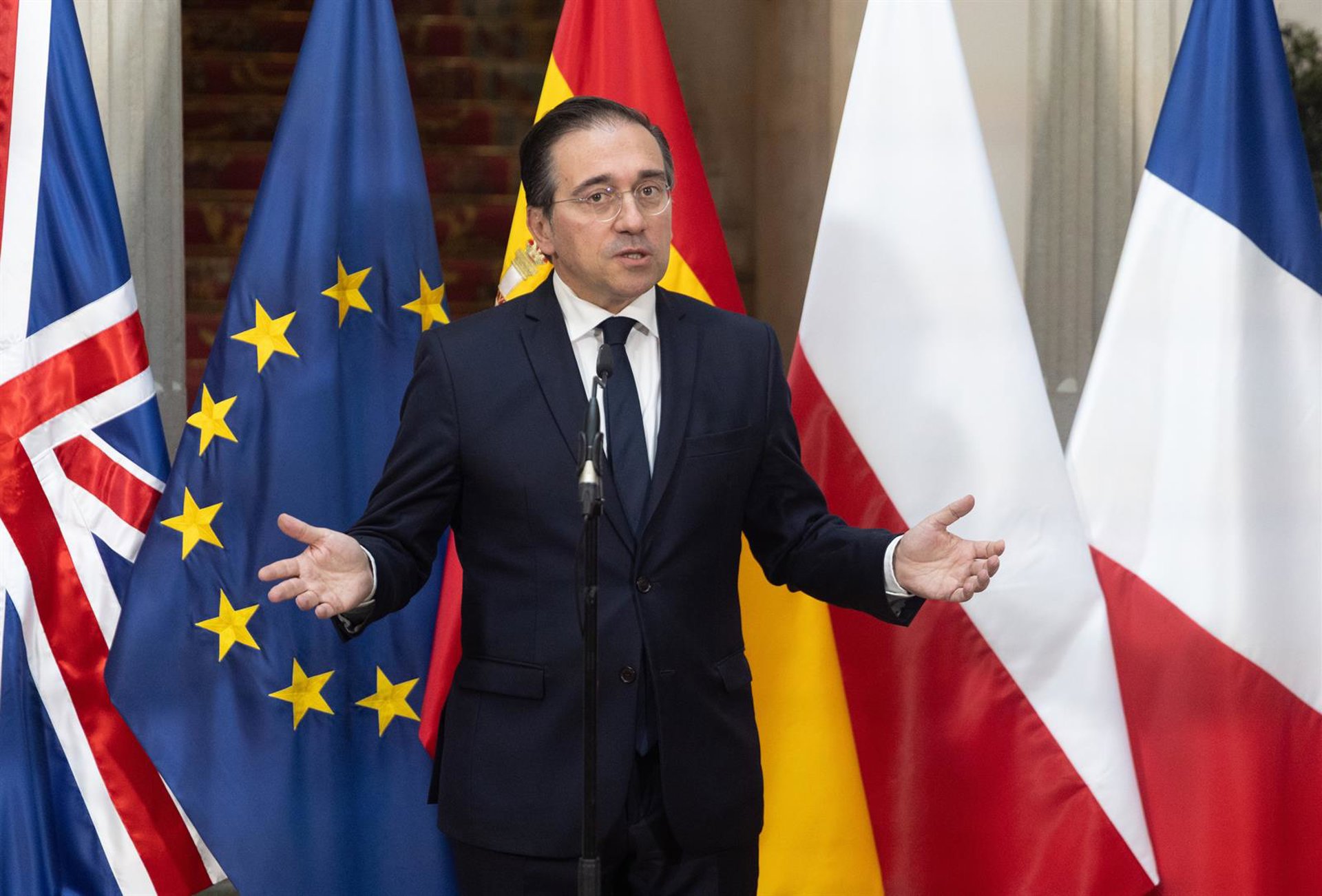 España felicita a Ucrania por su Día de la Independencia y seguirá apoyando «la defensa de su libertad»