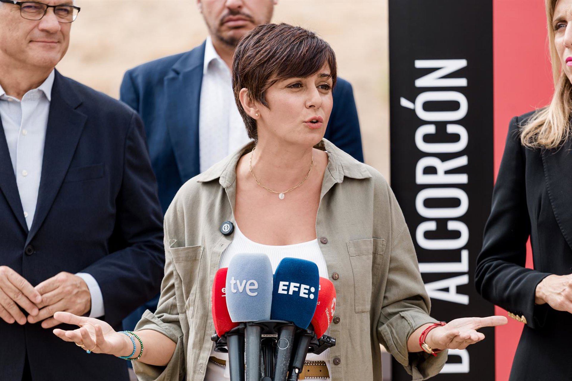 Isabel Rodríguez señala a presidentes del PP por buscar «rédito» de los incendios para «pedir elecciones anticipadas»
