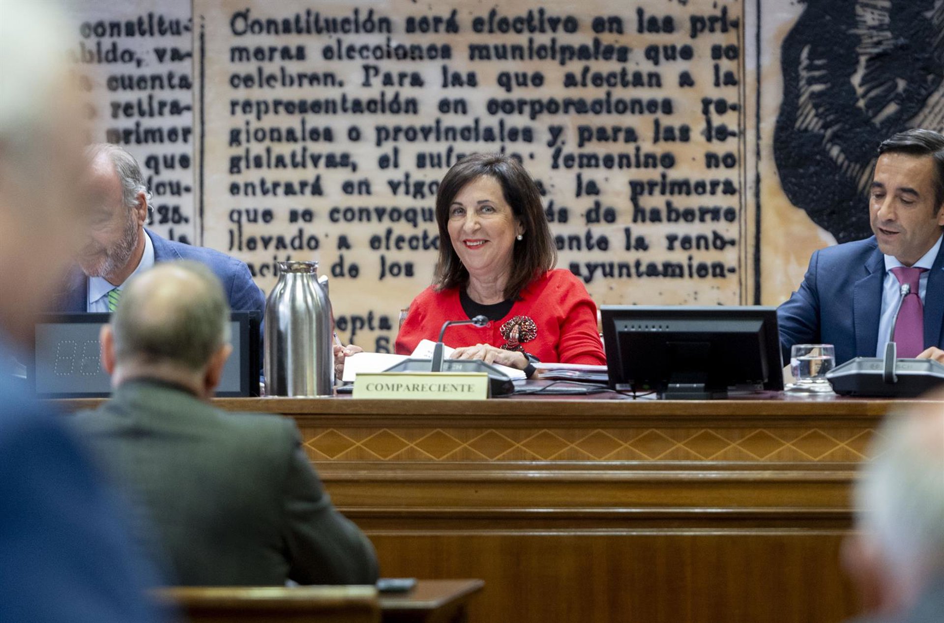 Robles reprocha a las comunidades falta de prevención y retrasos en pedir medios: «El Ejército no actúa de oficio»
