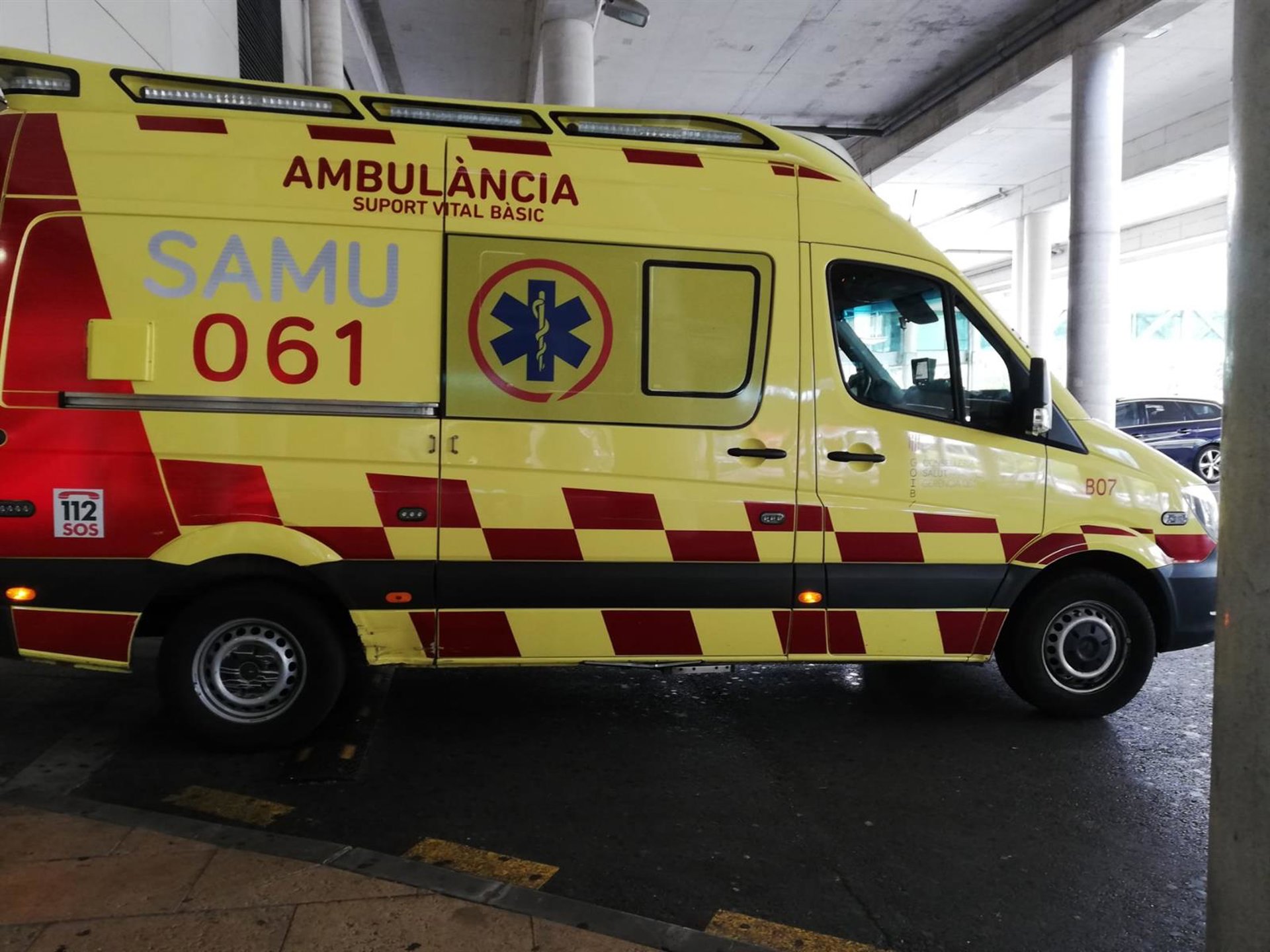 Un motorista fallece tras la colisión con un coche en la entrada de una discoteca de Palma