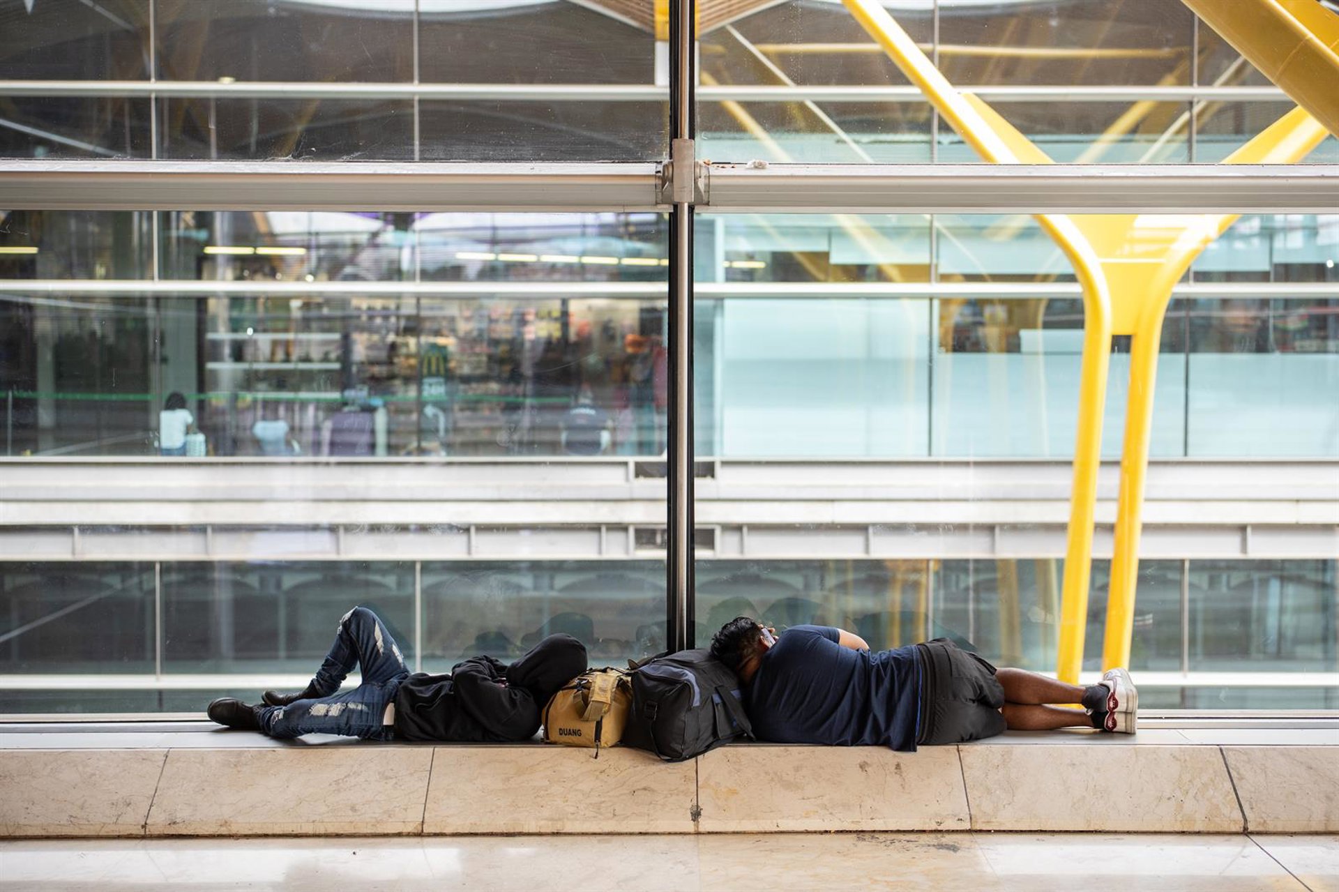 El Ayuntamiento acoge a más de 80 personas en el recurso de atención a personas que pernoctaban en Barajas