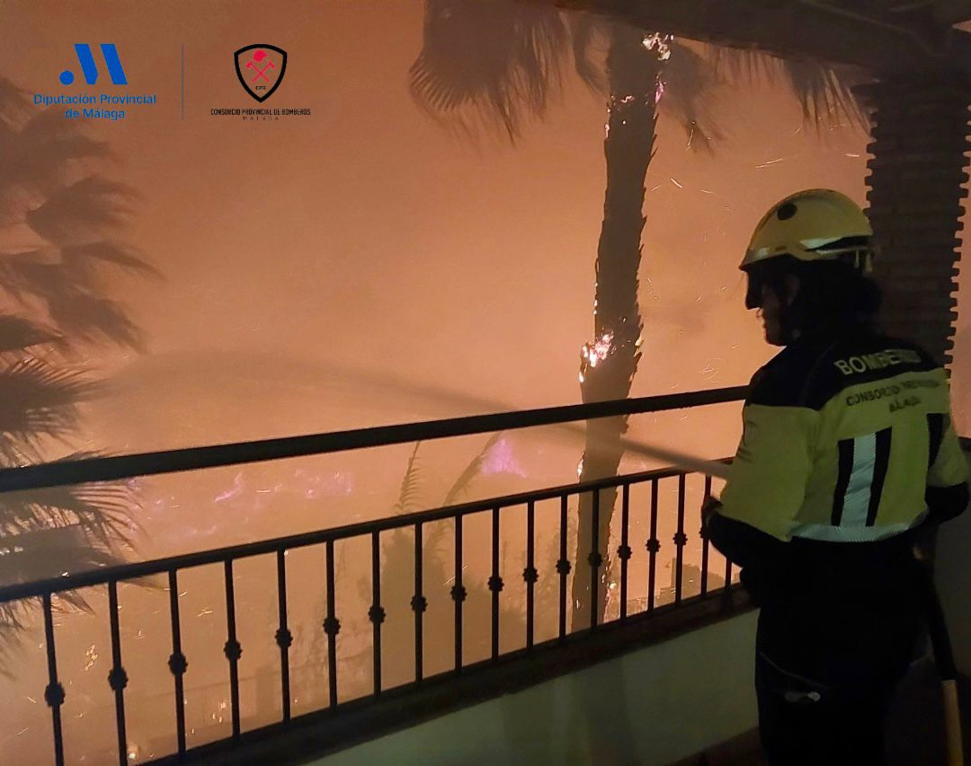 Estabilizado el incendio en la zona de Carretera del Sol, en Benalmádena