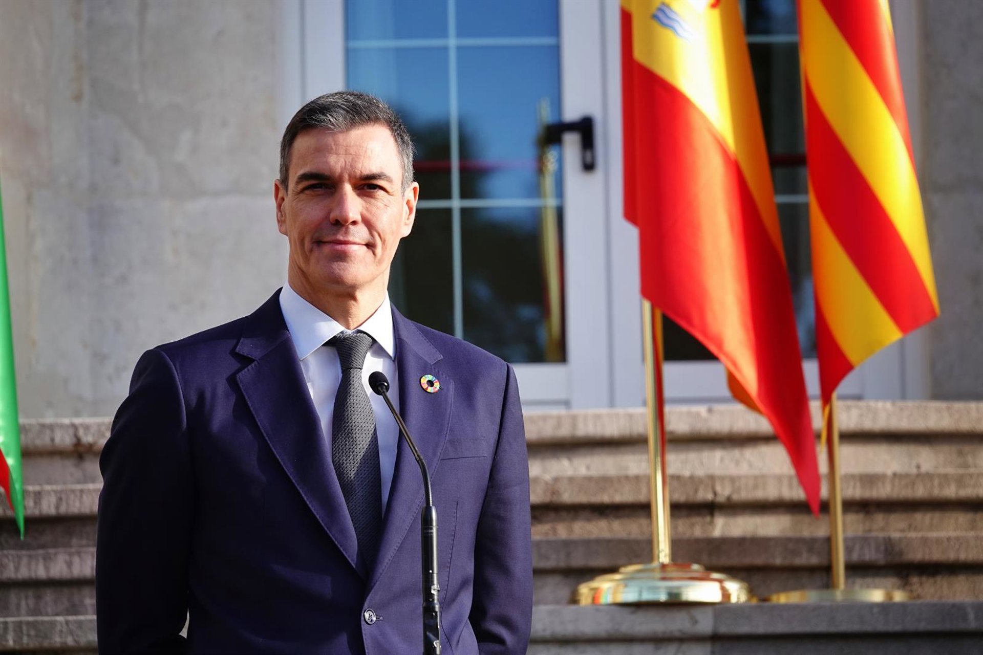 Sánchez desea buena Diada y reclama «convivencia, respeto y progreso» para que los catalanes «sigan avanzando»