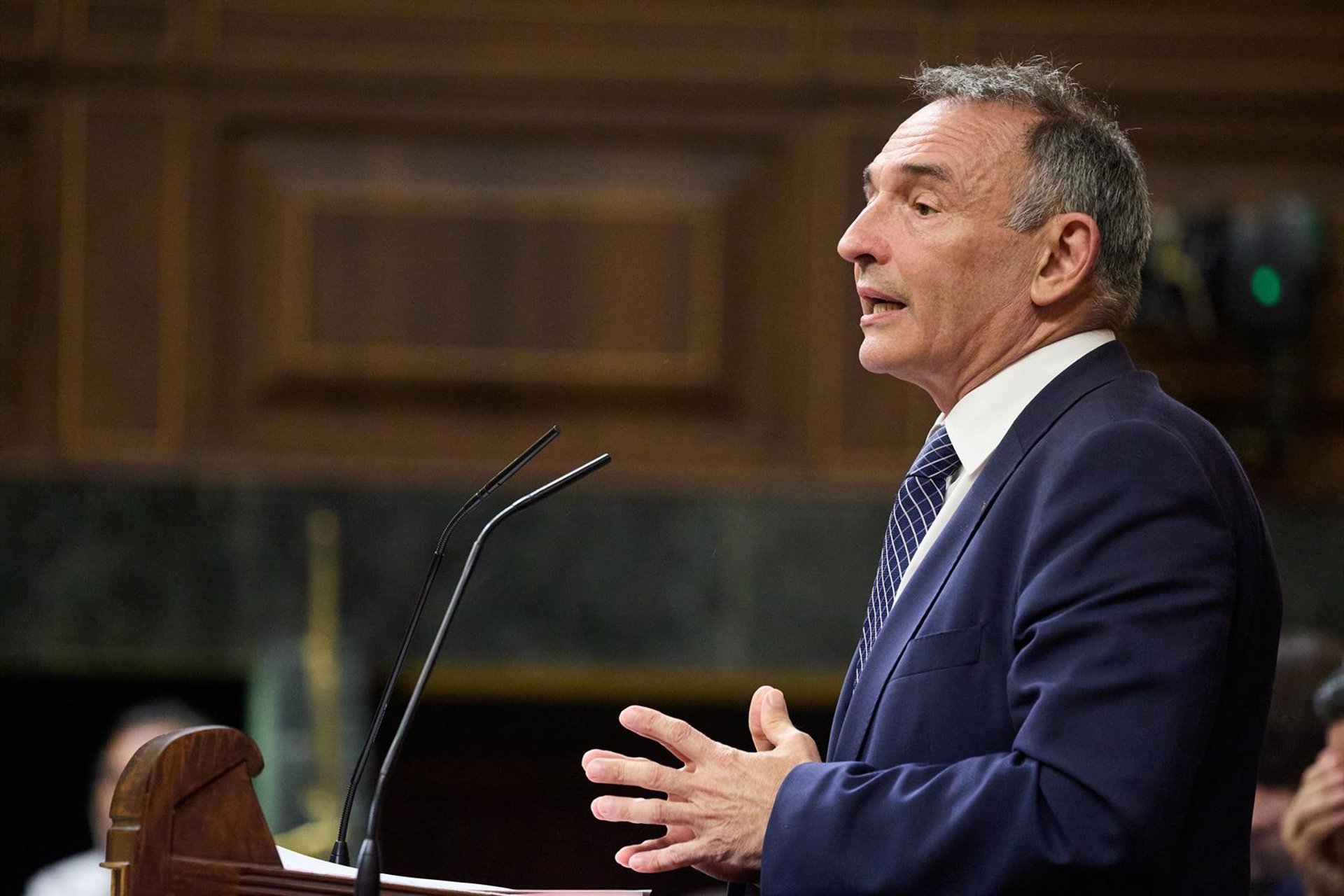 Enrique Santiago (IU) ve a Netanyahu «capaz de organizar un ataque a España» y espera que el Gobierno tome medidas