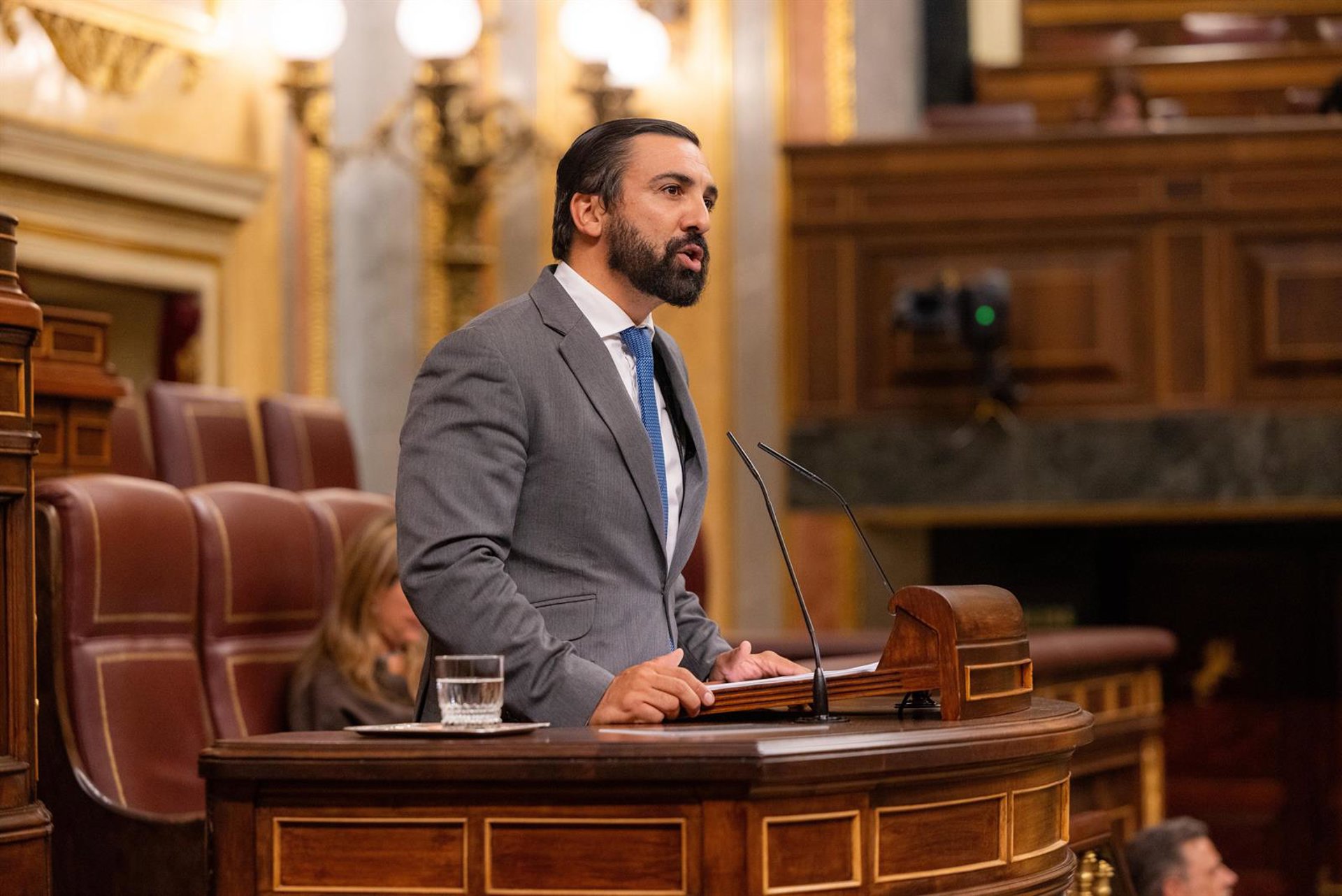 Vox denuncia el «creciente» abandono de menores inmigrantes en las comisarías y centros de menas de Granada