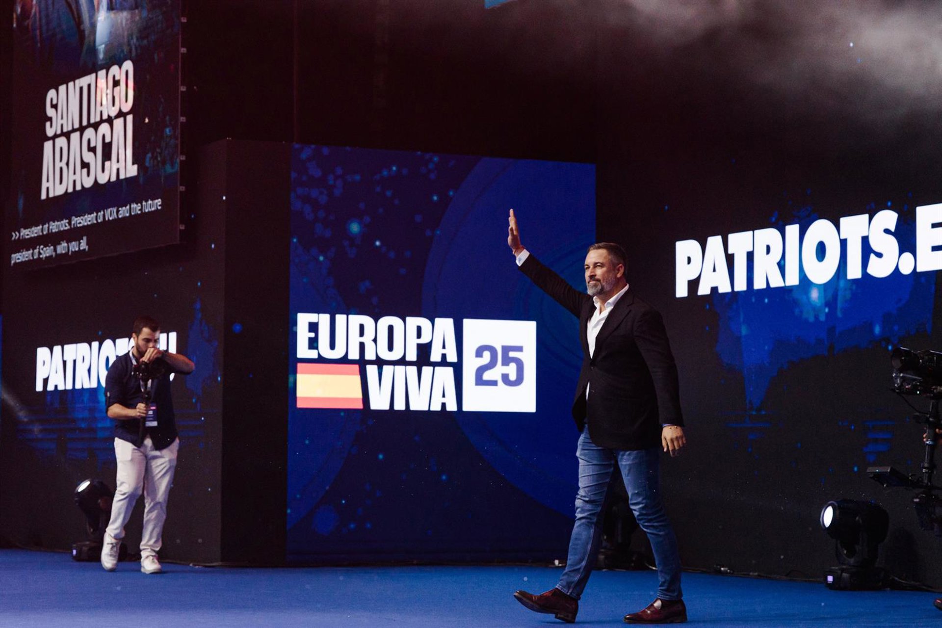 Abascal y sus aliados se conjuran para «reconquistar» Europa del «califato de Bruselas», frente a la izquierda «asesina»