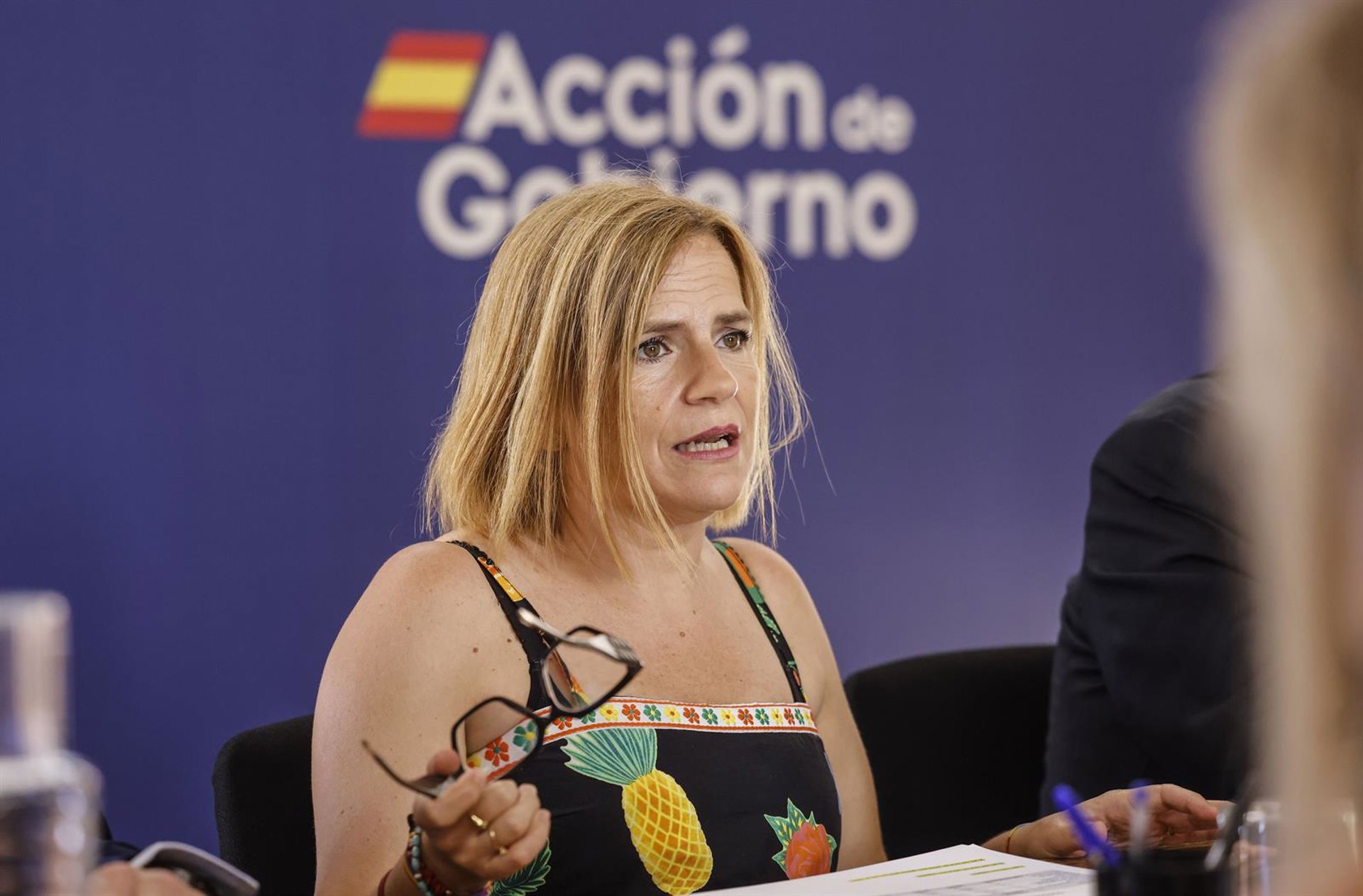 El PSOE defiende que 20.000 mujeres han portado pulseras antimaltrato y «ninguna ha fallecido» y denuncia mentiras de PP