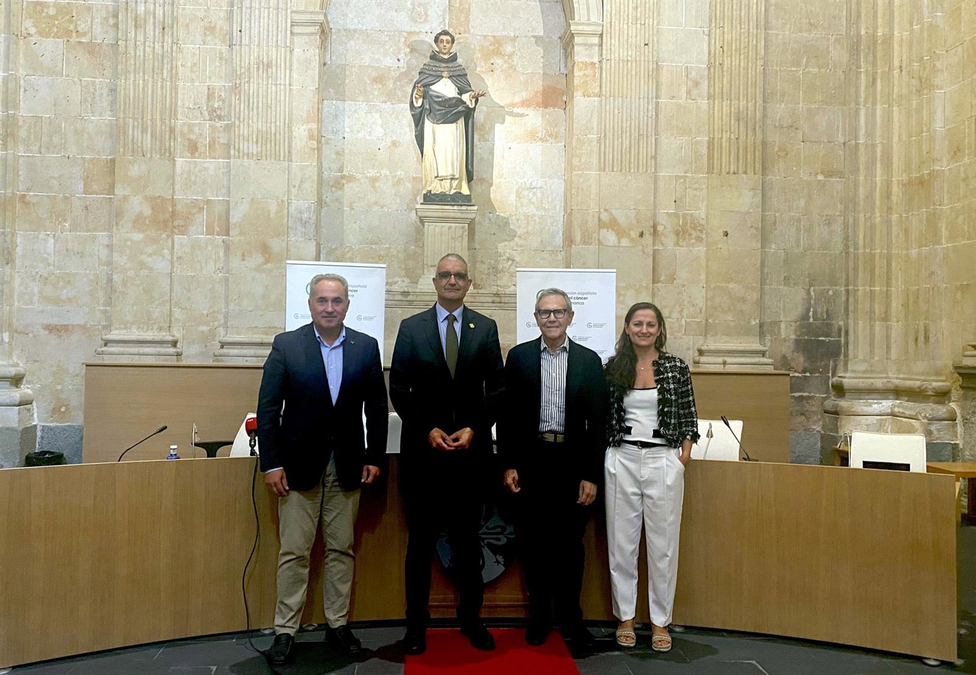 La AECC demanda que la investigación en cáncer sea una prioridad política y económica