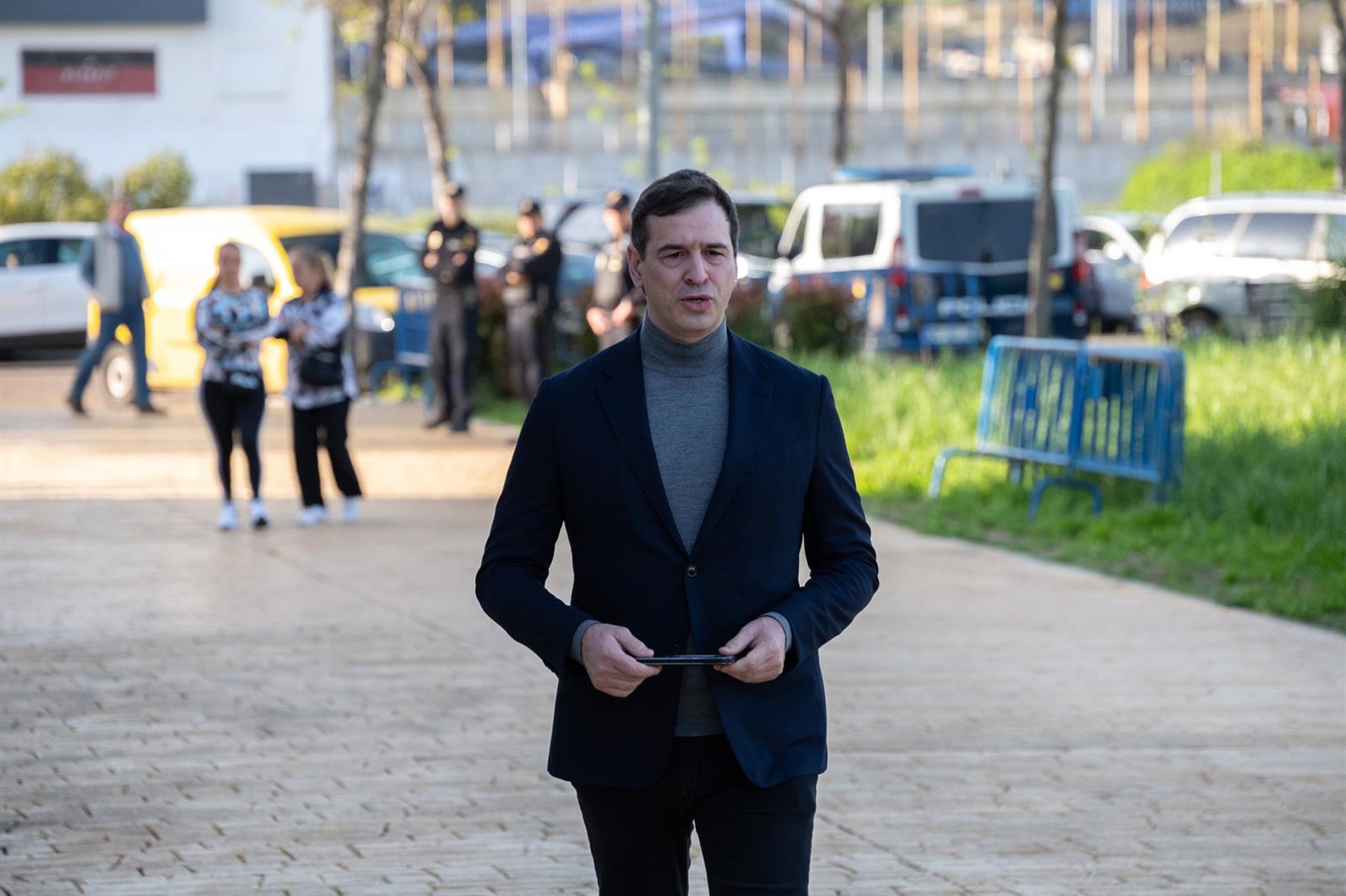 La Audiencia de Badajoz envía a juicio al hermano de Pedro y Sánchez y Gallardo tras desestimar sus recursos