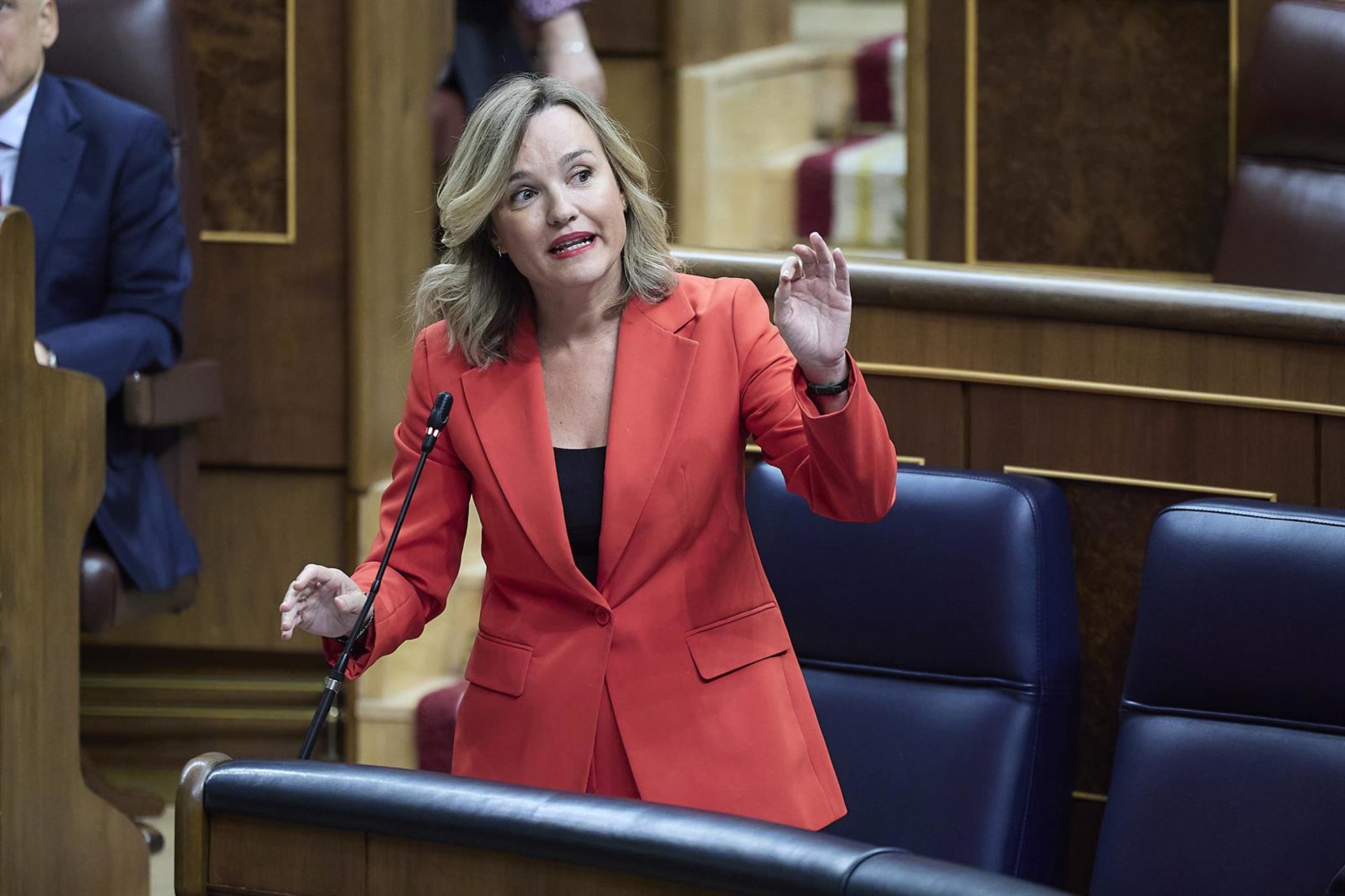 El Gobierno desdeña la decisión de Peinado de juzgar a Begoña Gómez con jurado popular: «Es surrealista»