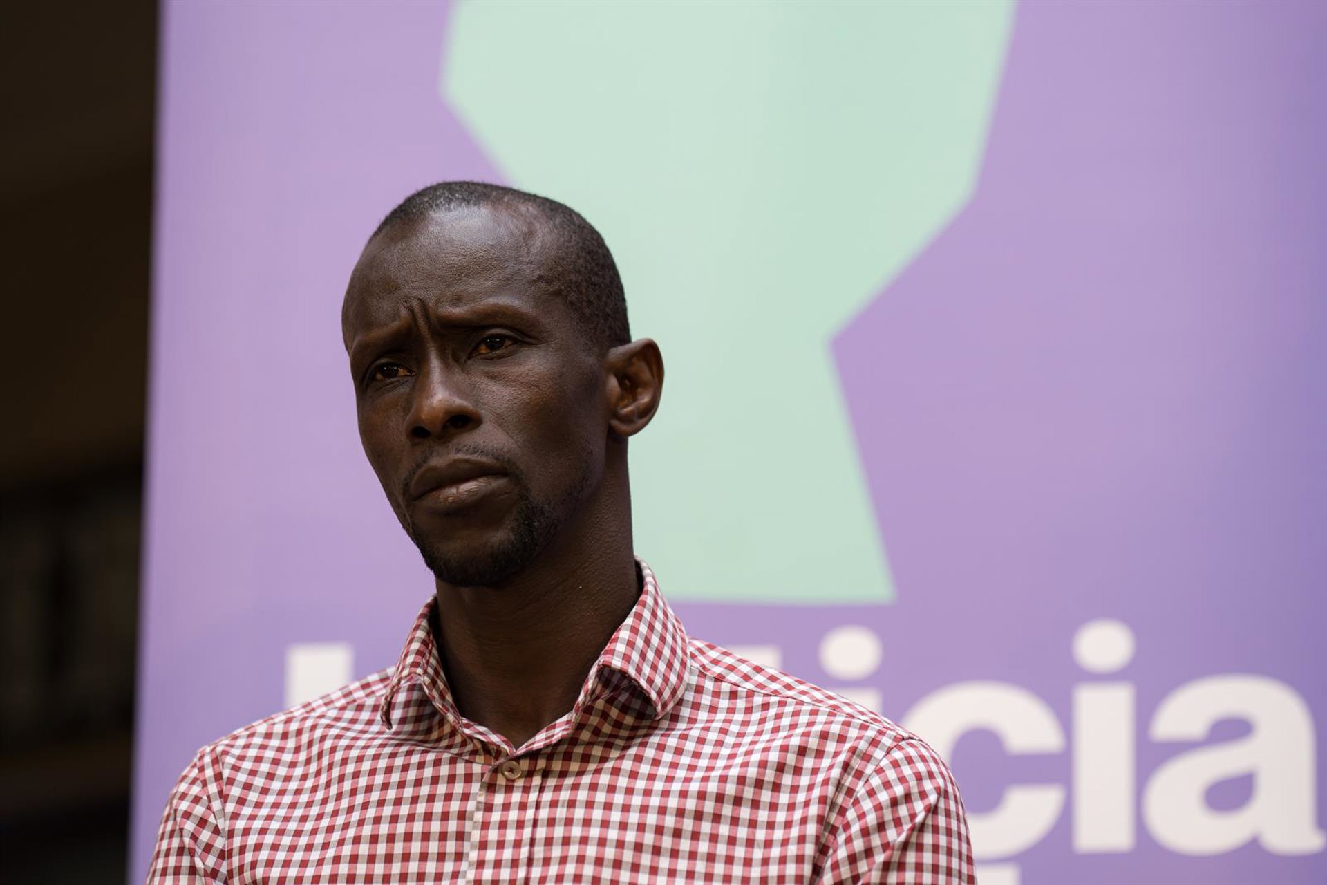 Podemos pide la «inmediata liberación» de Serigne Mbayé quien denuncia haber sido «llevado a Israel» contra su voluntad