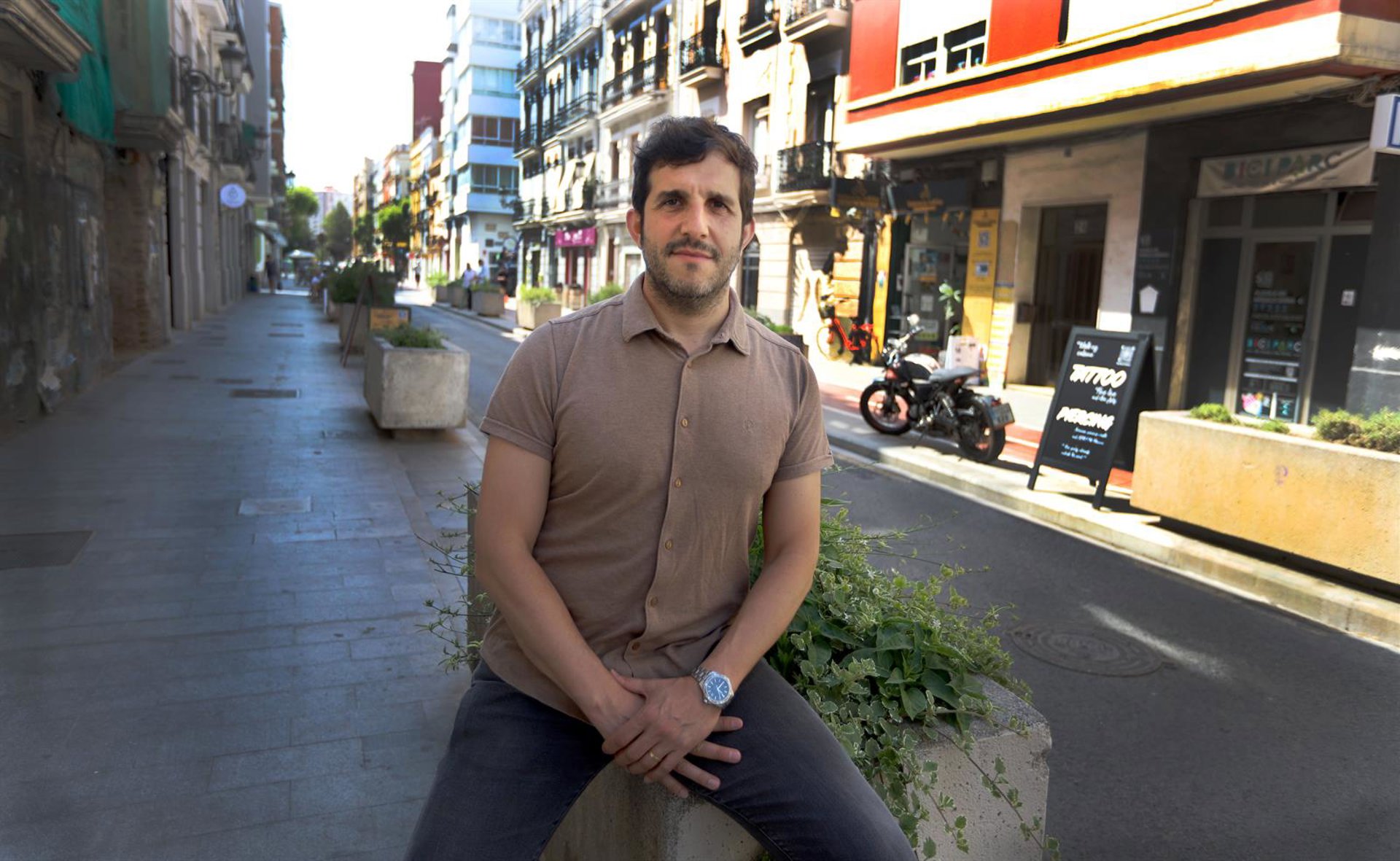 Sergi Pitarch «levanta acta» del 29O con ‘Las horas del caos’, una crónica periodística de la dana