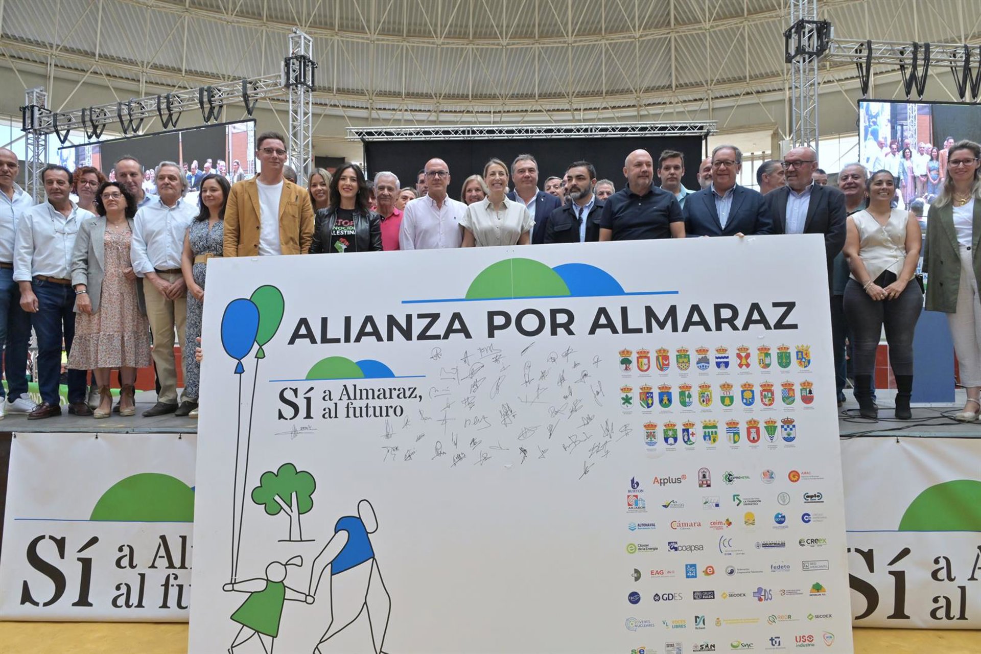 Guardiola firma un manifiesto contra el «injusto» cierre de Almaraz y advierte que Extremadura no necesita alternativas