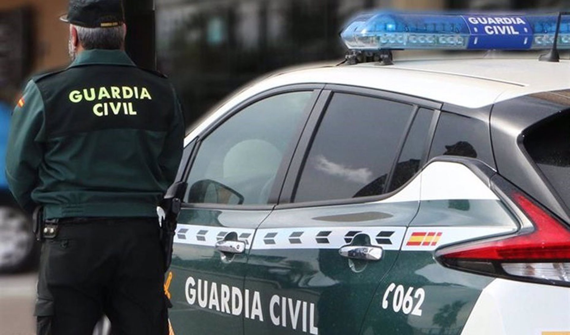 Más de 25 detenidos y armas incautadas en una operación antidroga con registros en Granada, Málaga y Valencia