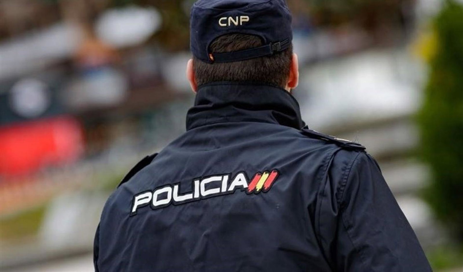 Un hombre se atrinchera en su casa con un cuchillo en Santa Cruz de Tenerife