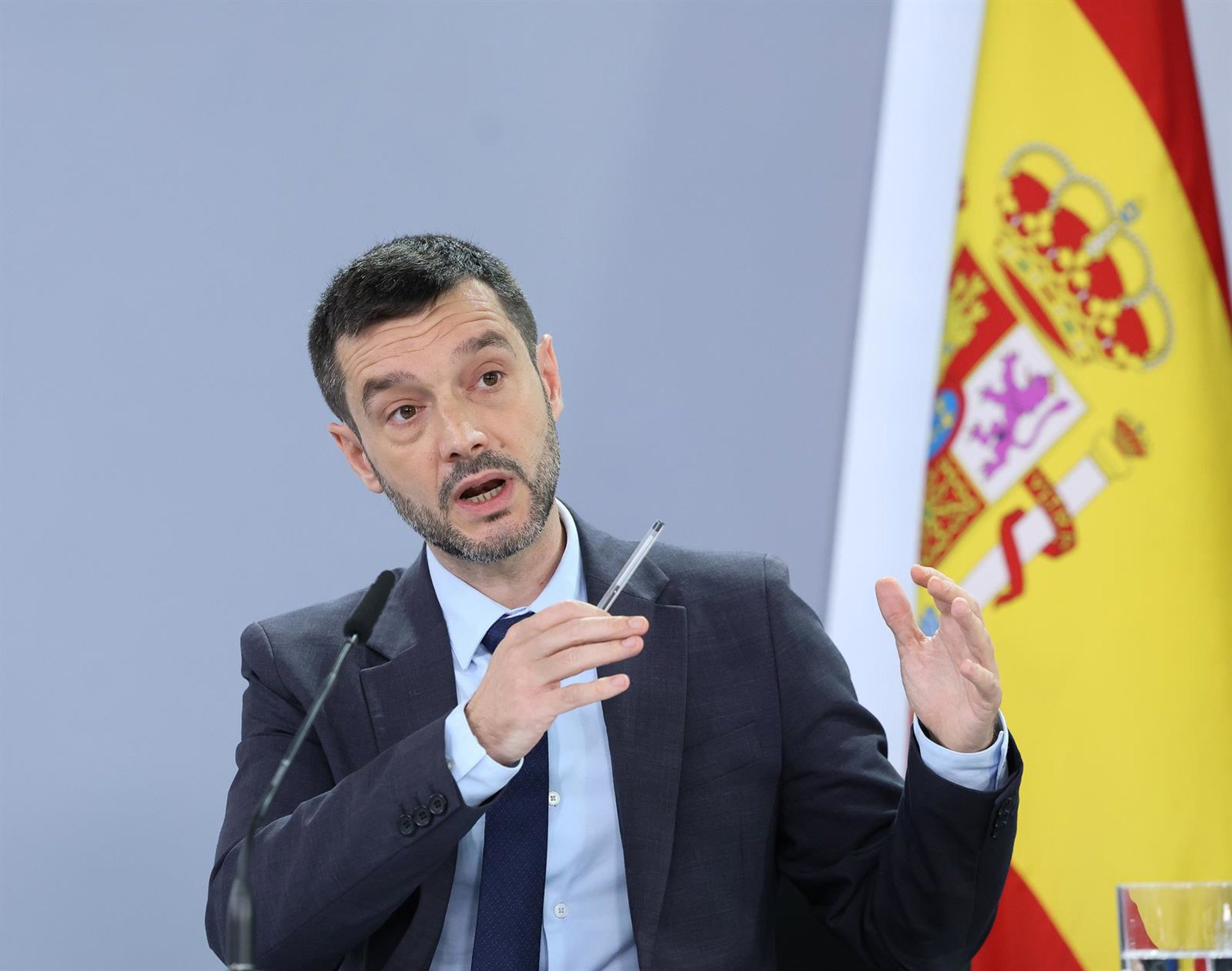 Bustinduy admite conflictos en el Gobierno pero los ve constructivos: «la coalición goza de una mala salud de hierro»