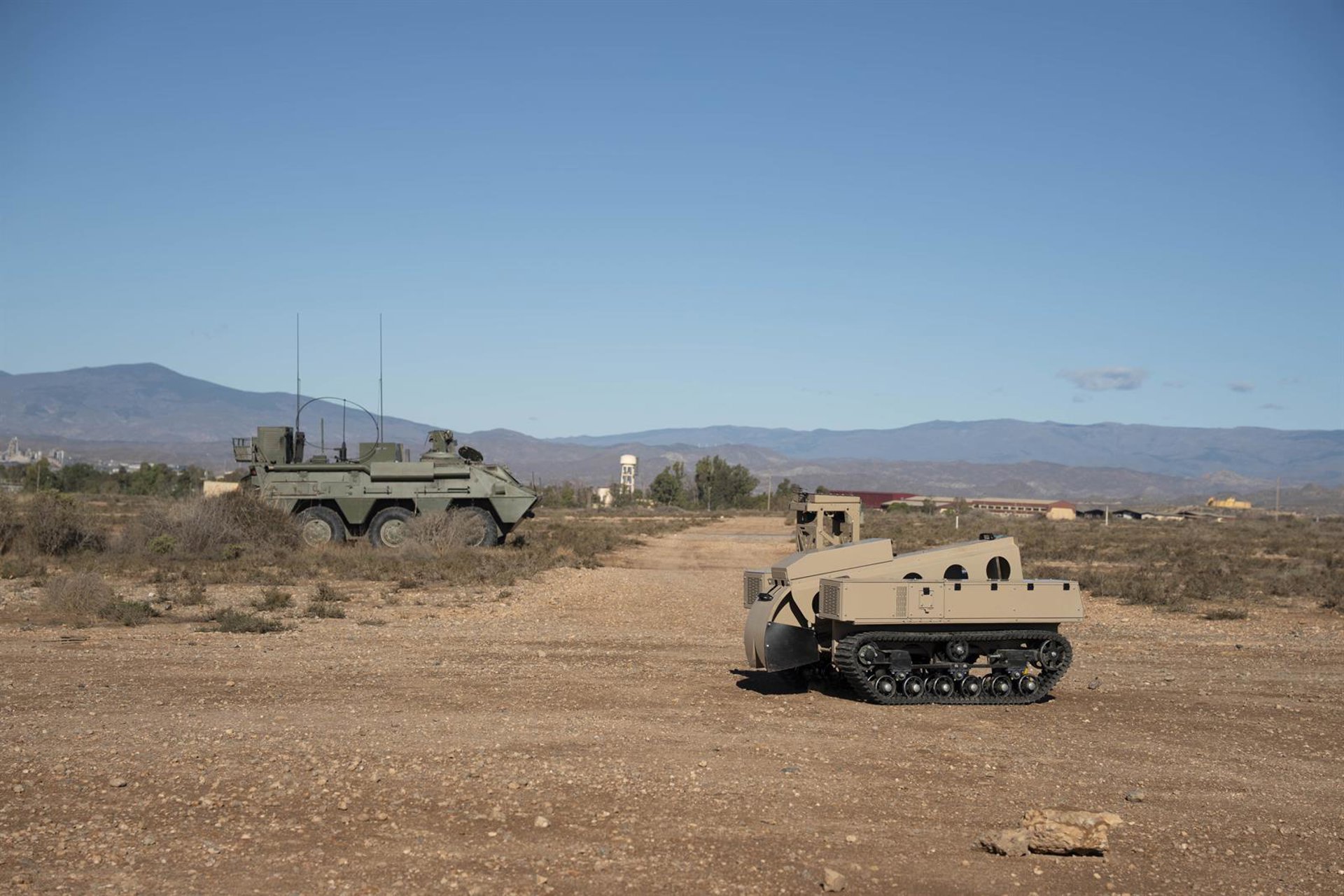 Un fallecido y un herido grave tras registrarse una deflagración en la base militar de Viator