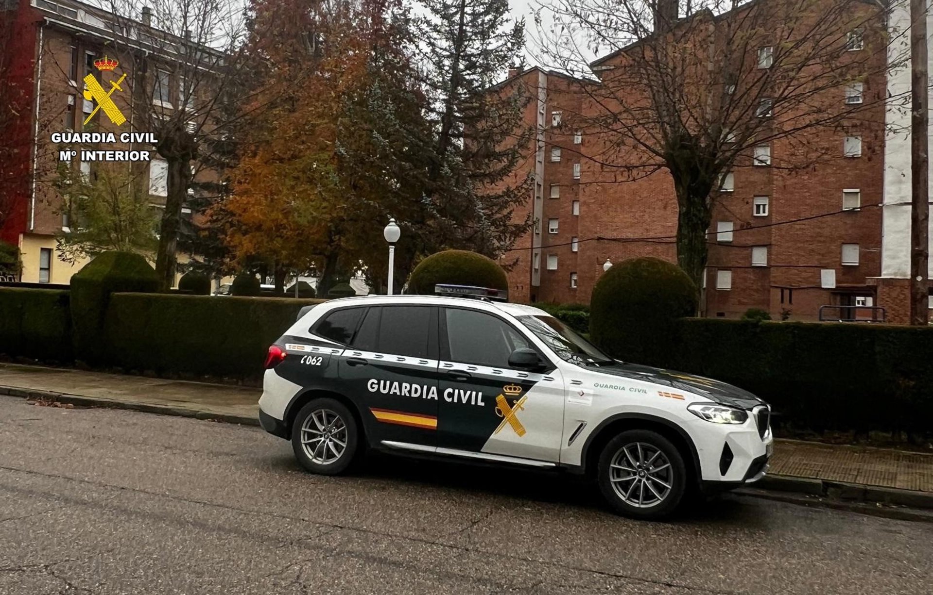 Investigan en Palencia a un hombre que contactó online con una menor con fines sexuales