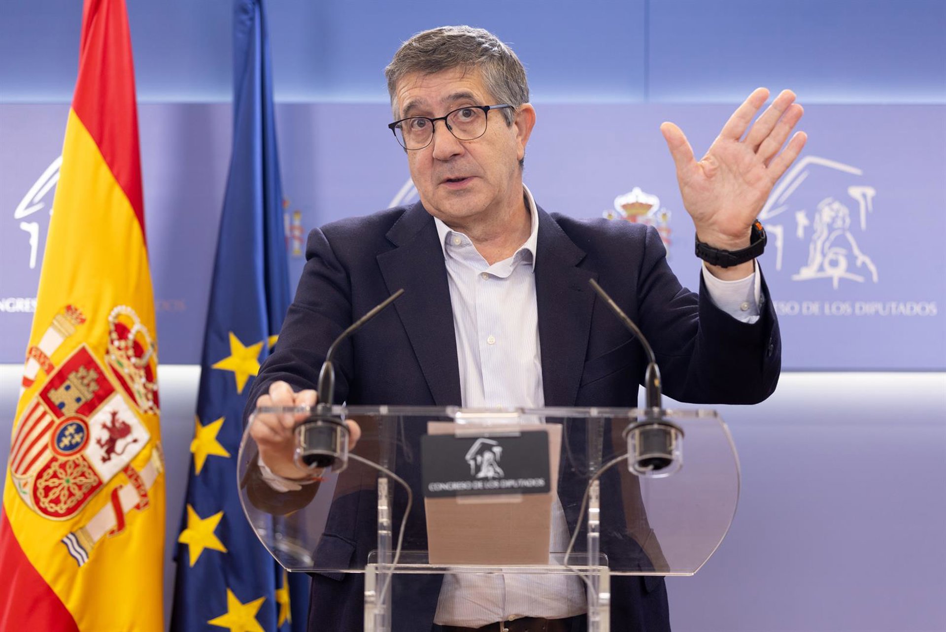 El PSOE cree que la comparecencia de Mazón fue «tan indigna» como su Presidencia y le reprocha que piense que es víctima
