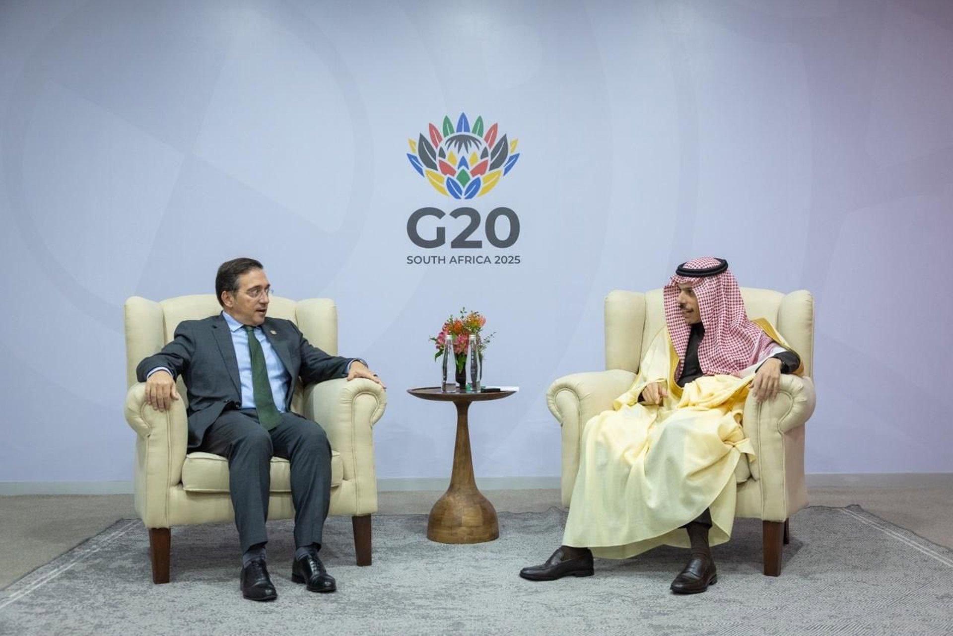 España y Arabia Saudí «unen fuerzas» por la paz en Gaza durante la cumbre del G20