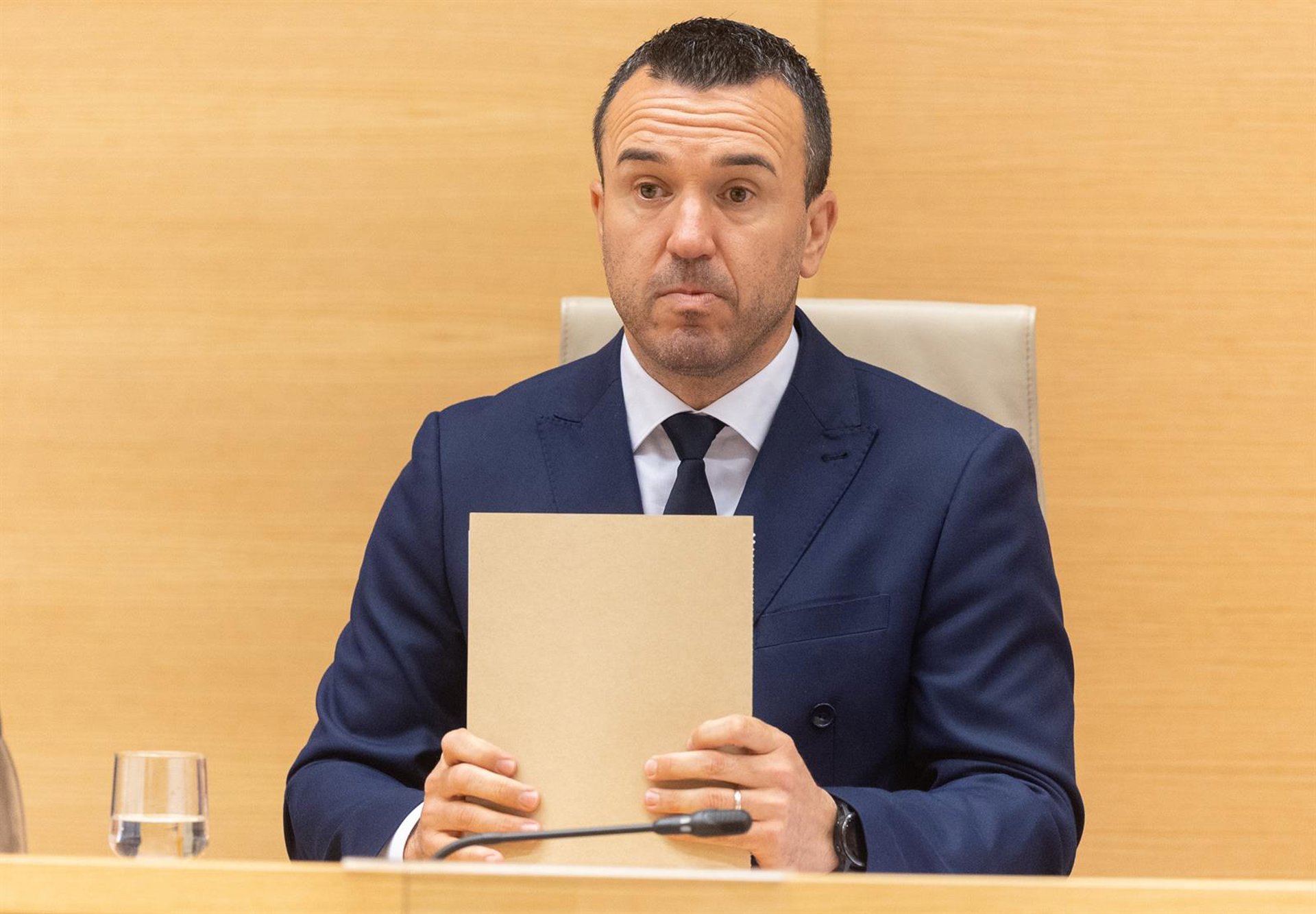 El presidente de la Diputación de Valencia reconoce que se tardó mucho en enviar el mensaje de alerta por la dana