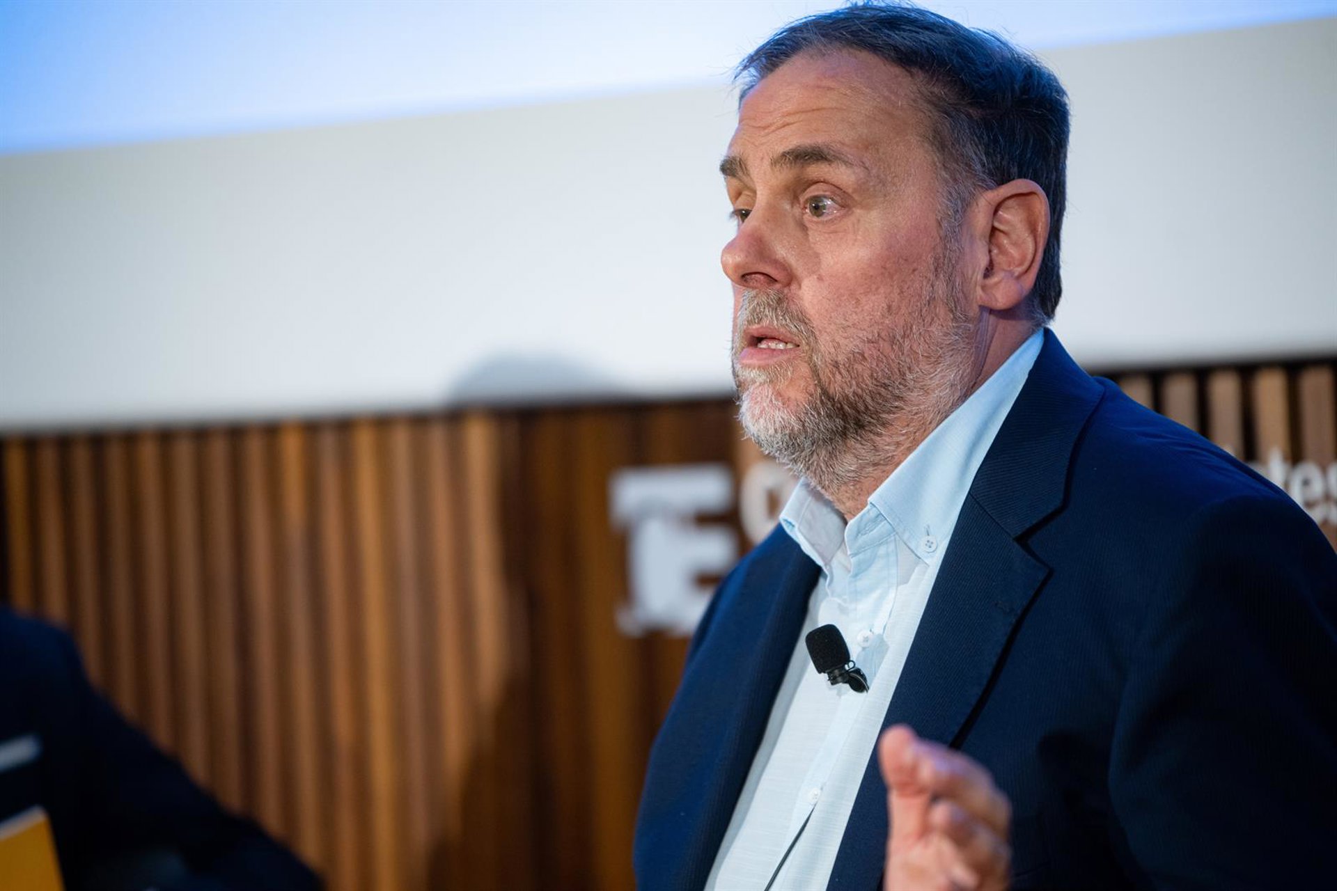 Sánchez y Junqueras se reunirán a principios de año para abordar la continuidad de la legislatura