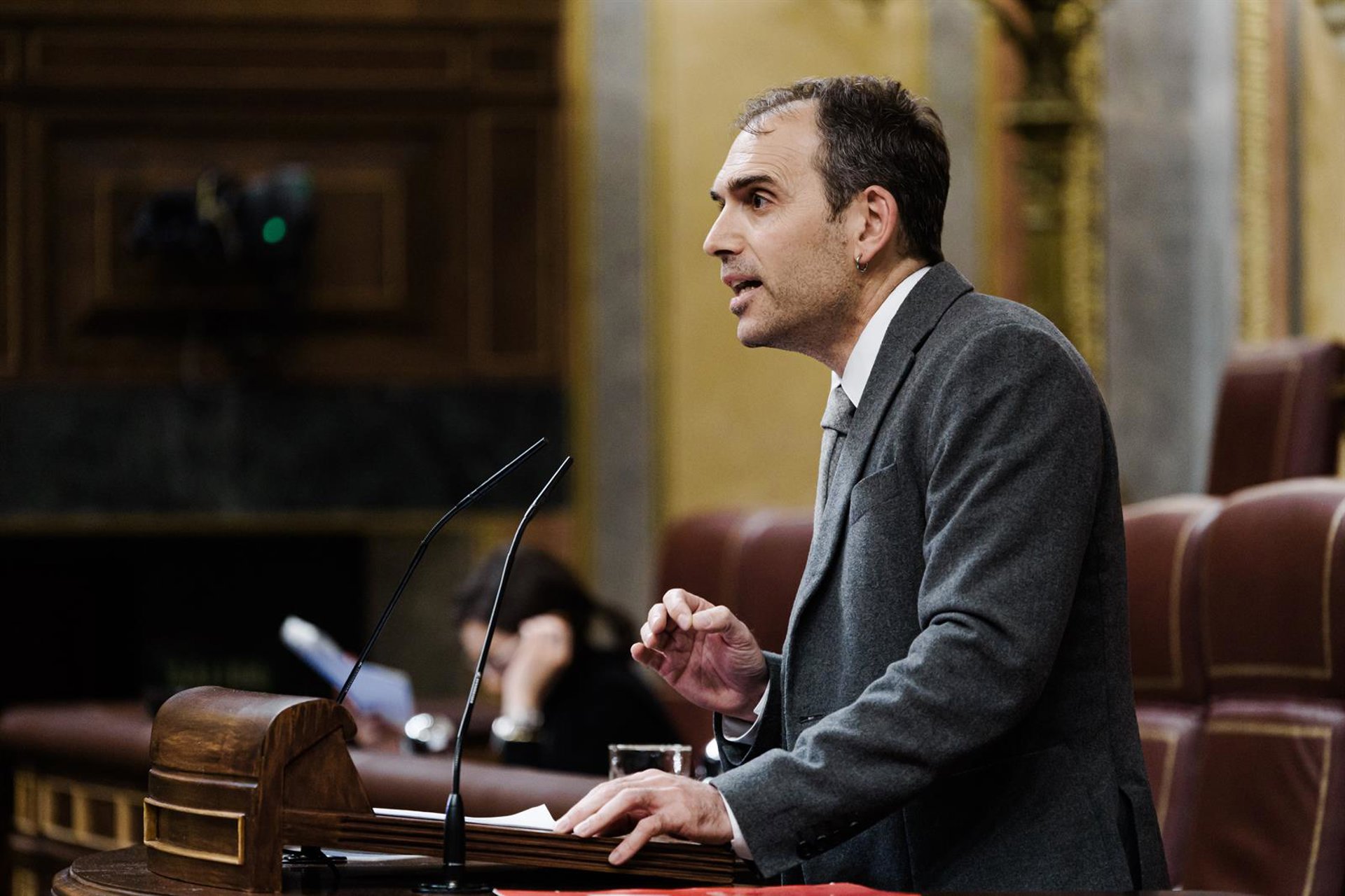 IU avisa al PSOE que sería una «frivolidad» no «tomarse en serio» la reunión de este viernes con los partidos de Sumar