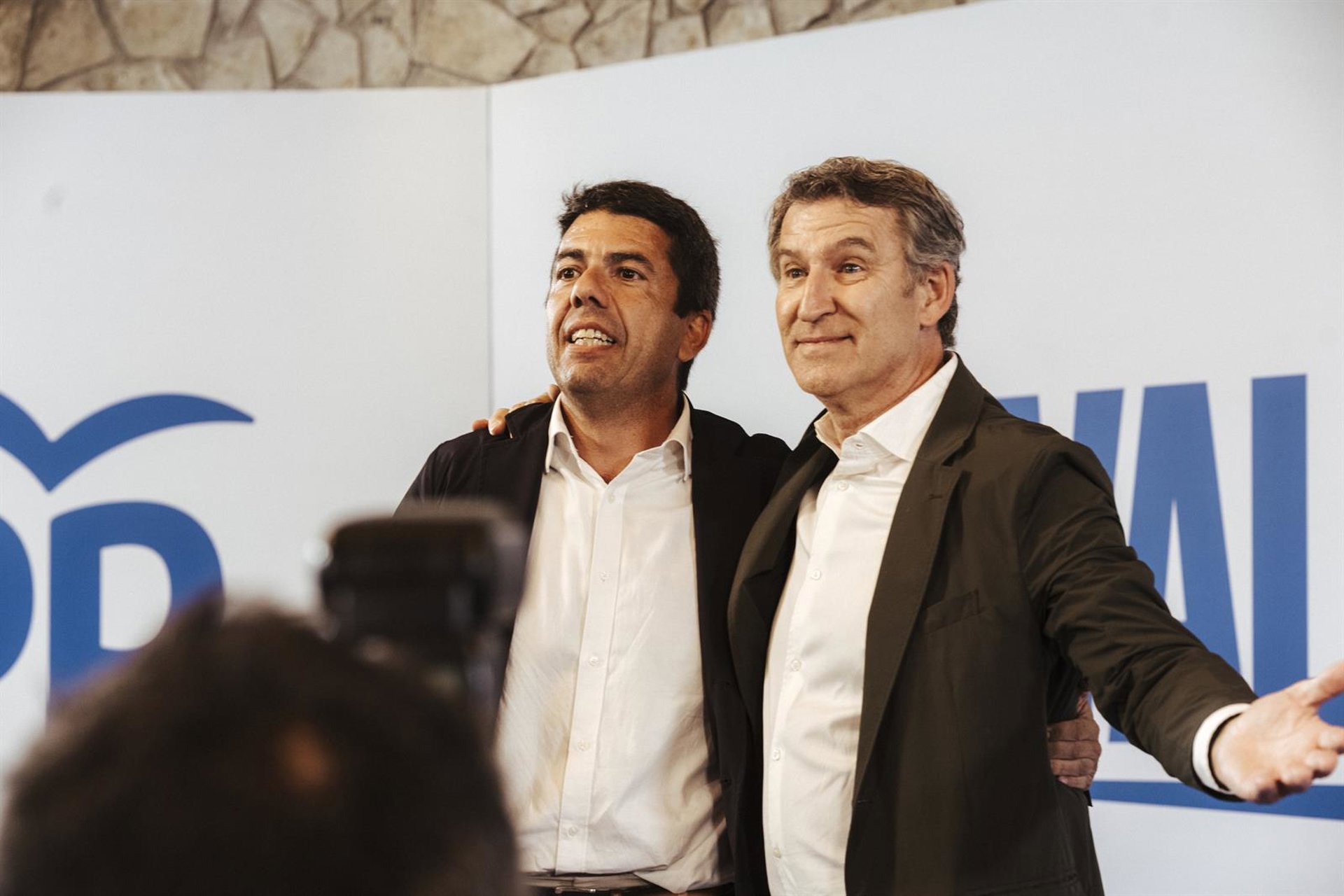 Feijóo afirma que no supo de la dana hasta las 20 horas del 29-O y que Mazón no le informó en «tiempo real»