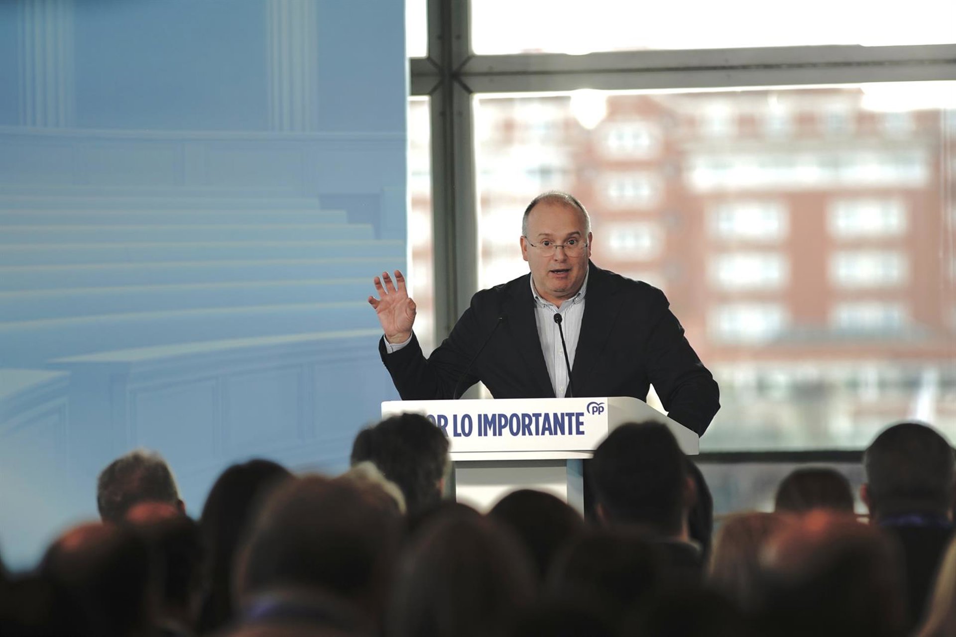 Tellado avanza que Feijóo lanzará un sistema de financiación «justo y solidario» en el «plazo de un año» si gobierna