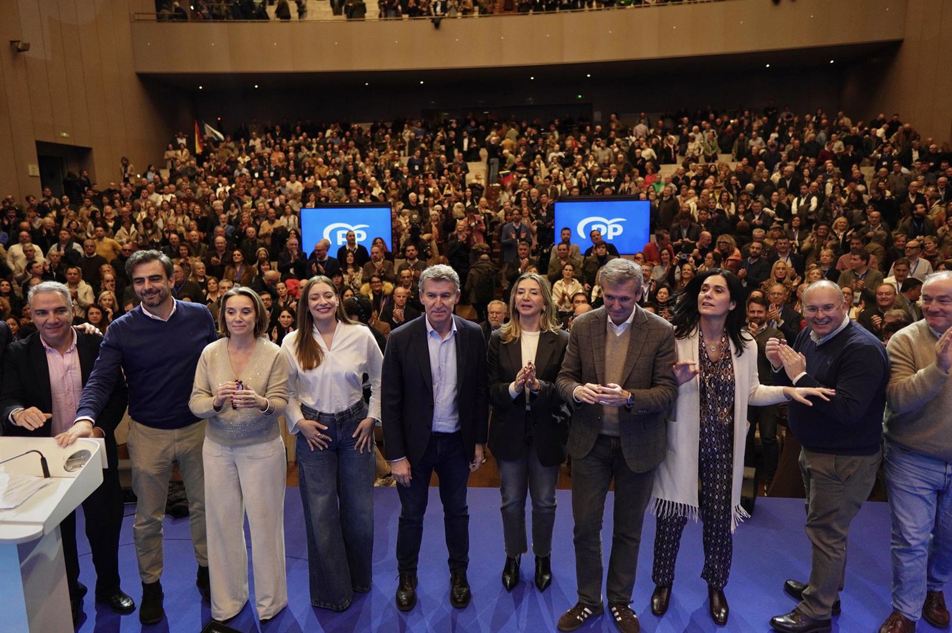 Feijóo y el PP se conjuran para «pelear» contra el sistema de financiación de Sánchez que busca «comprar el poder»