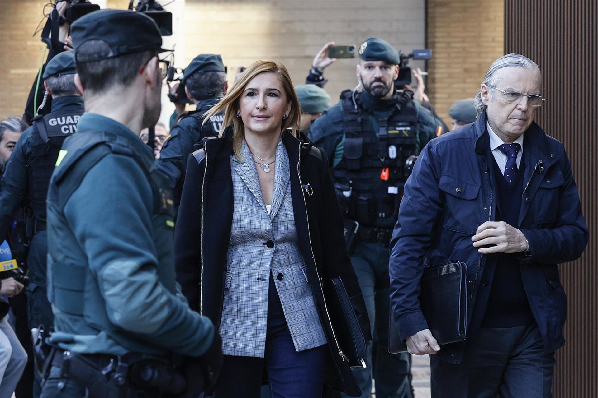 Pradas dice que intentó trasladar a Mazón la tarde de la dana la propuesta de confinar pero no pudo: «Debía conocerlo»