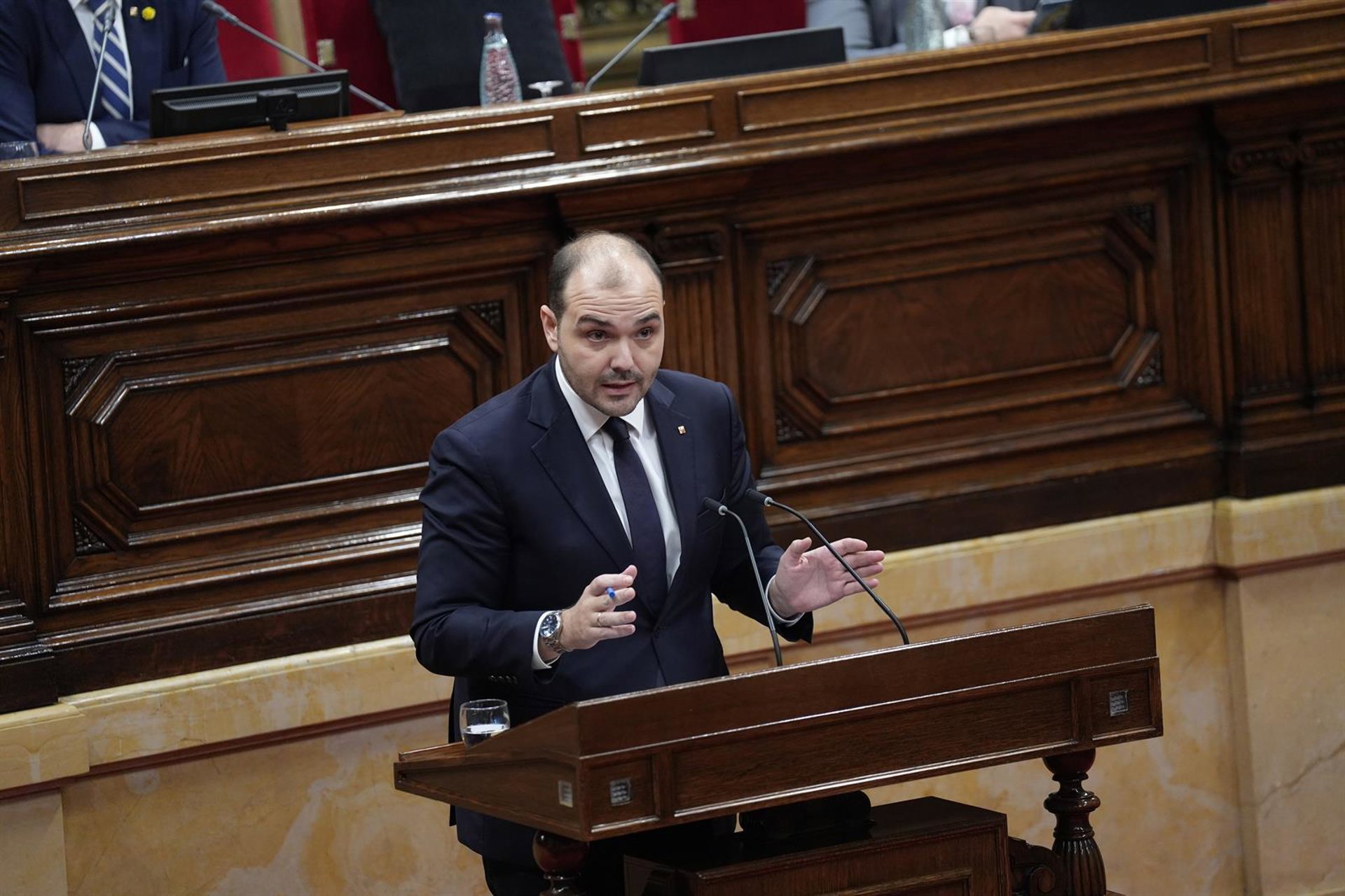Dalmau propone un «pacto de país» para refundar Rodalies en infraestructura, trenes y traspaso