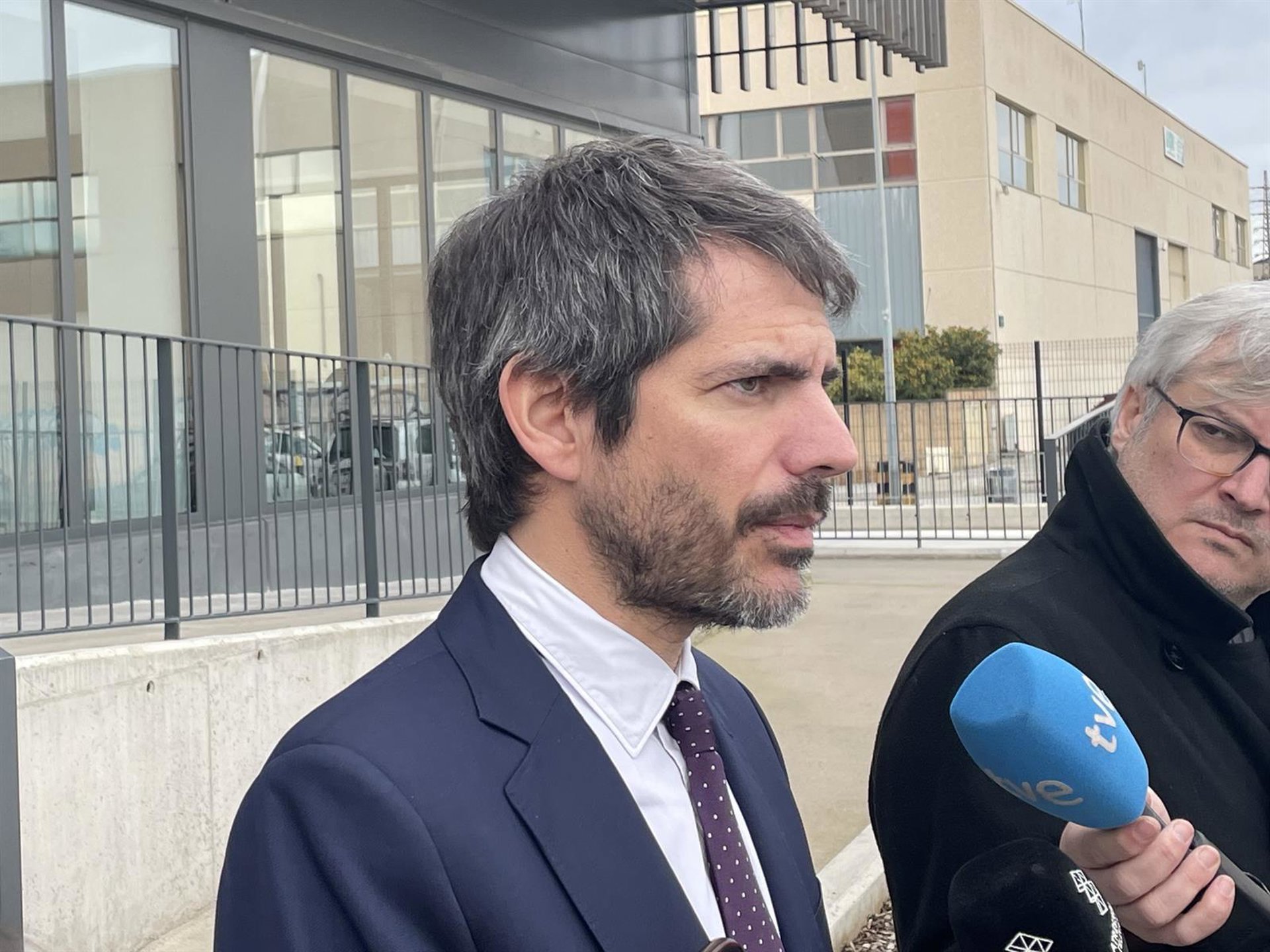 Urtasun ve «una gran victoria ciudadana» la regularización extraordinaria de migrantes