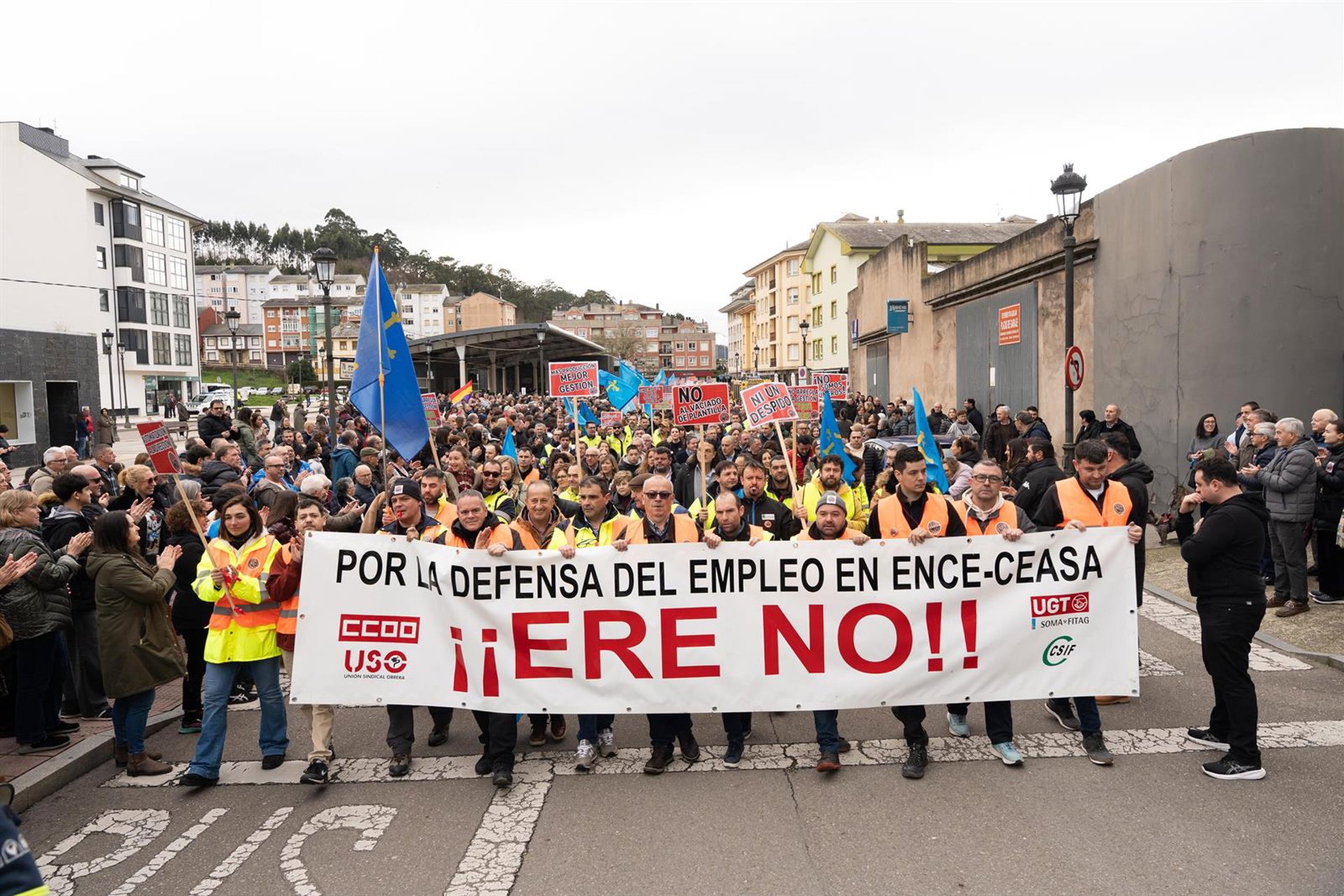 La plantilla de ENCE en Navia: «Nos enfrentamos a un ERE salvaje, carente de humanidad»
