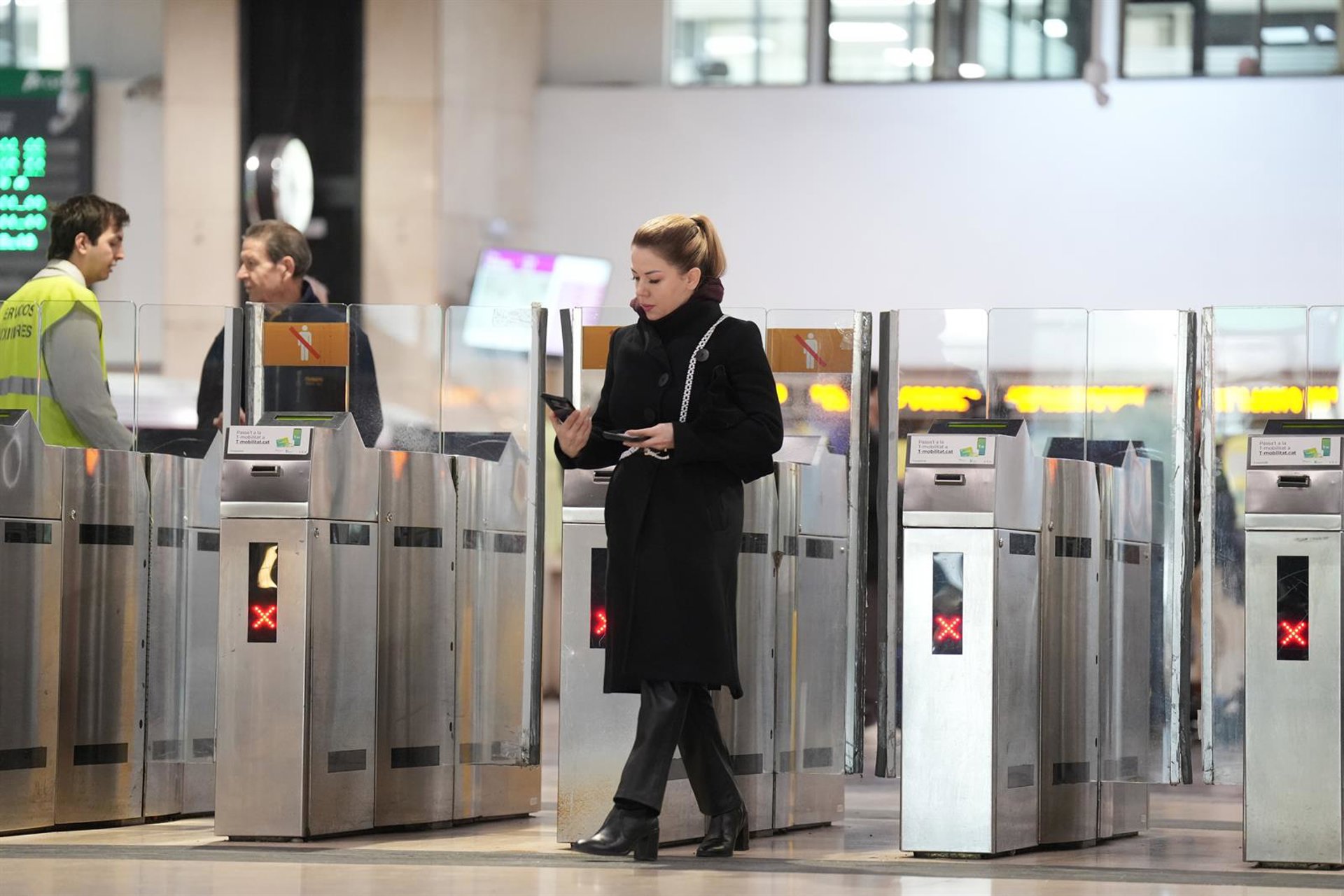 Carmona (Rodalies) ve como «certeza» que se garantiza la movilidad a todos los usuarios este lunes