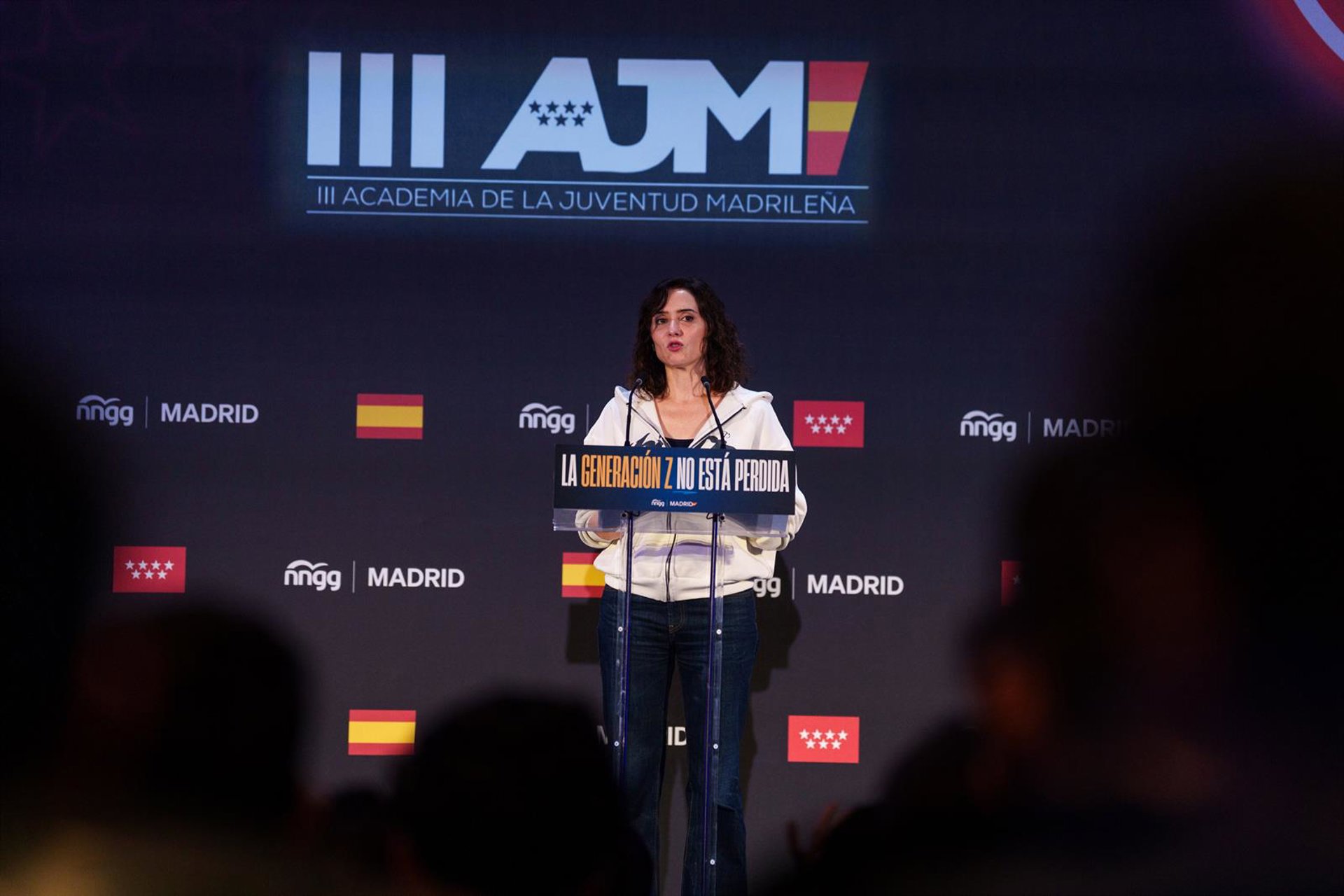 Ayuso tacha de «caradura» a Zapatero por ir a Venezuela a «blanquear a responsables del éxodo y de presos políticos»