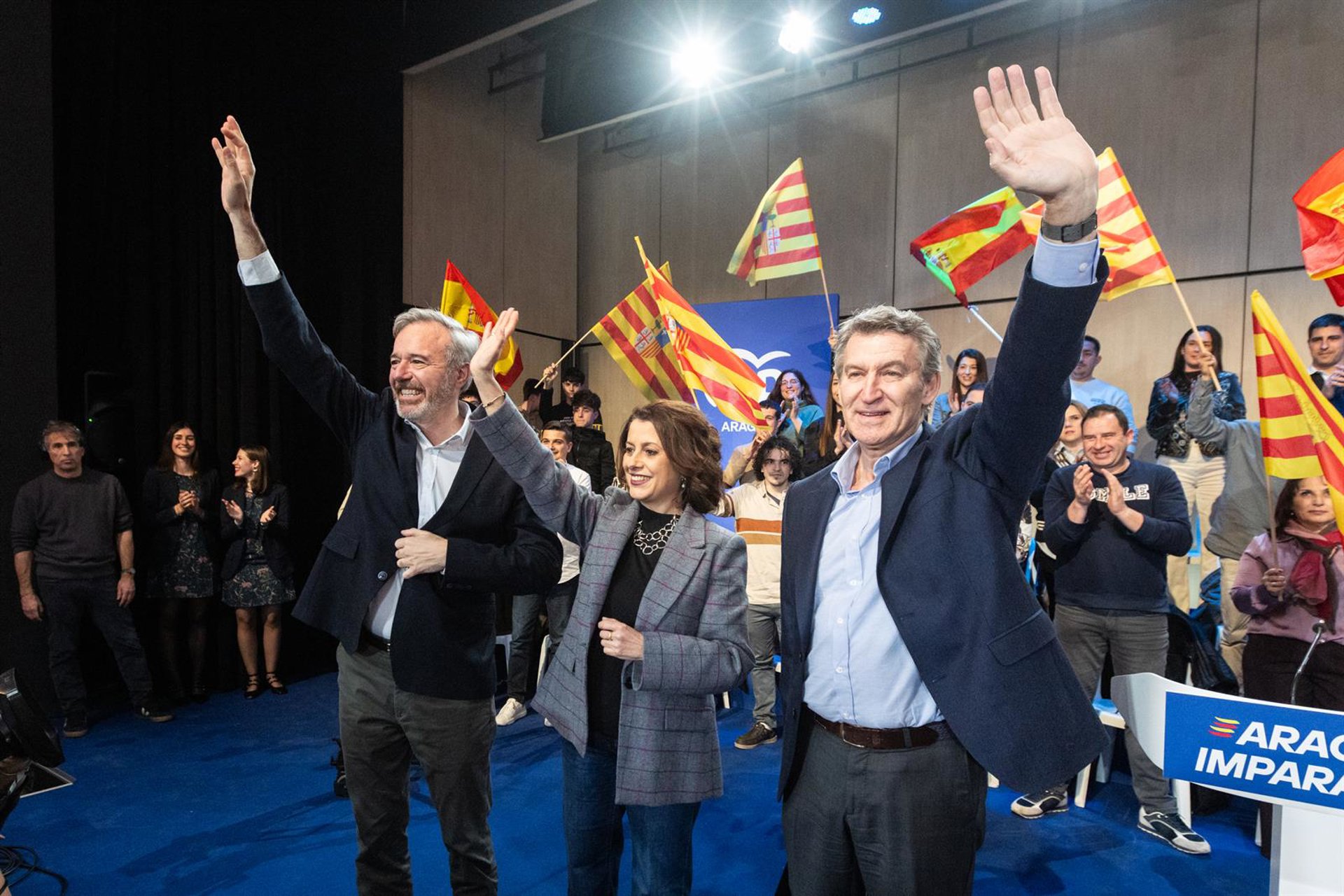 Feijóo sufre un revés en Aragón: El PP gana pero sufre un retroceso y no logra frenar a Vox, que duplica escaños