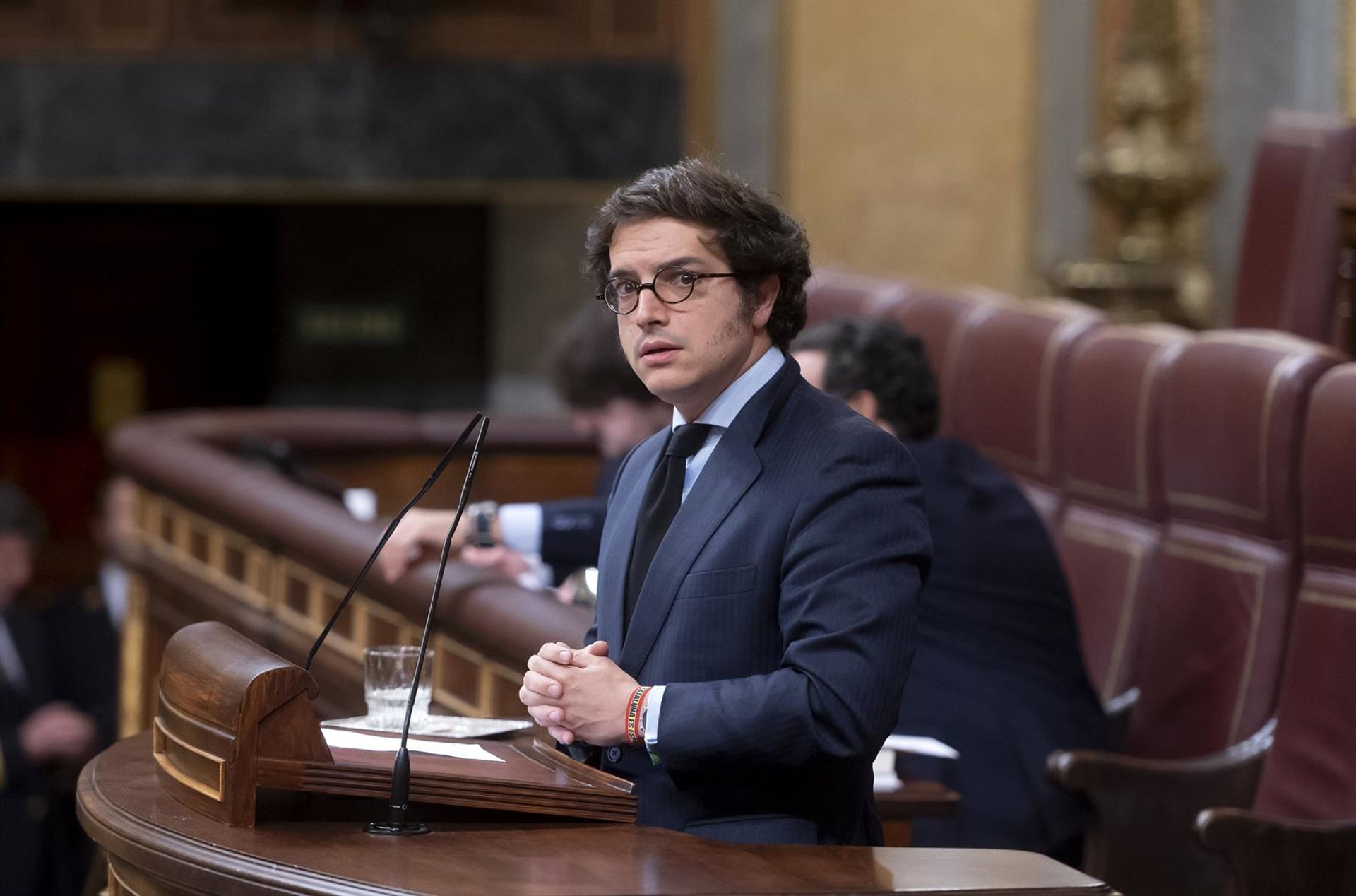 Vox se declara «totalmente dispuesto» a apoyar al PP si se decide a «renovar la política»