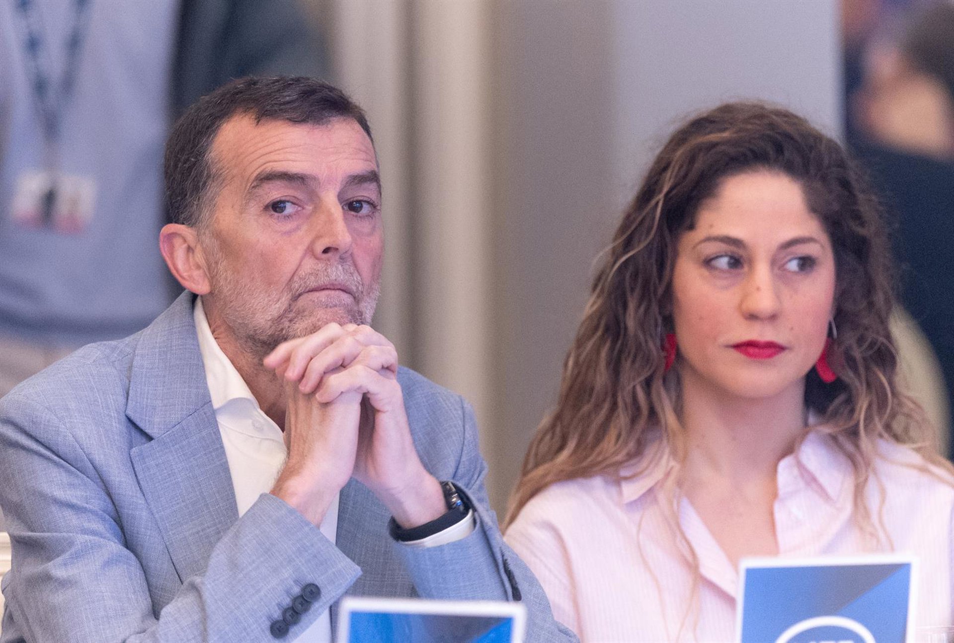 IU dice que la nueva coalición acaba con «tentaciones narcisistas», aboga por un proyecto sólido pero descarta nombres