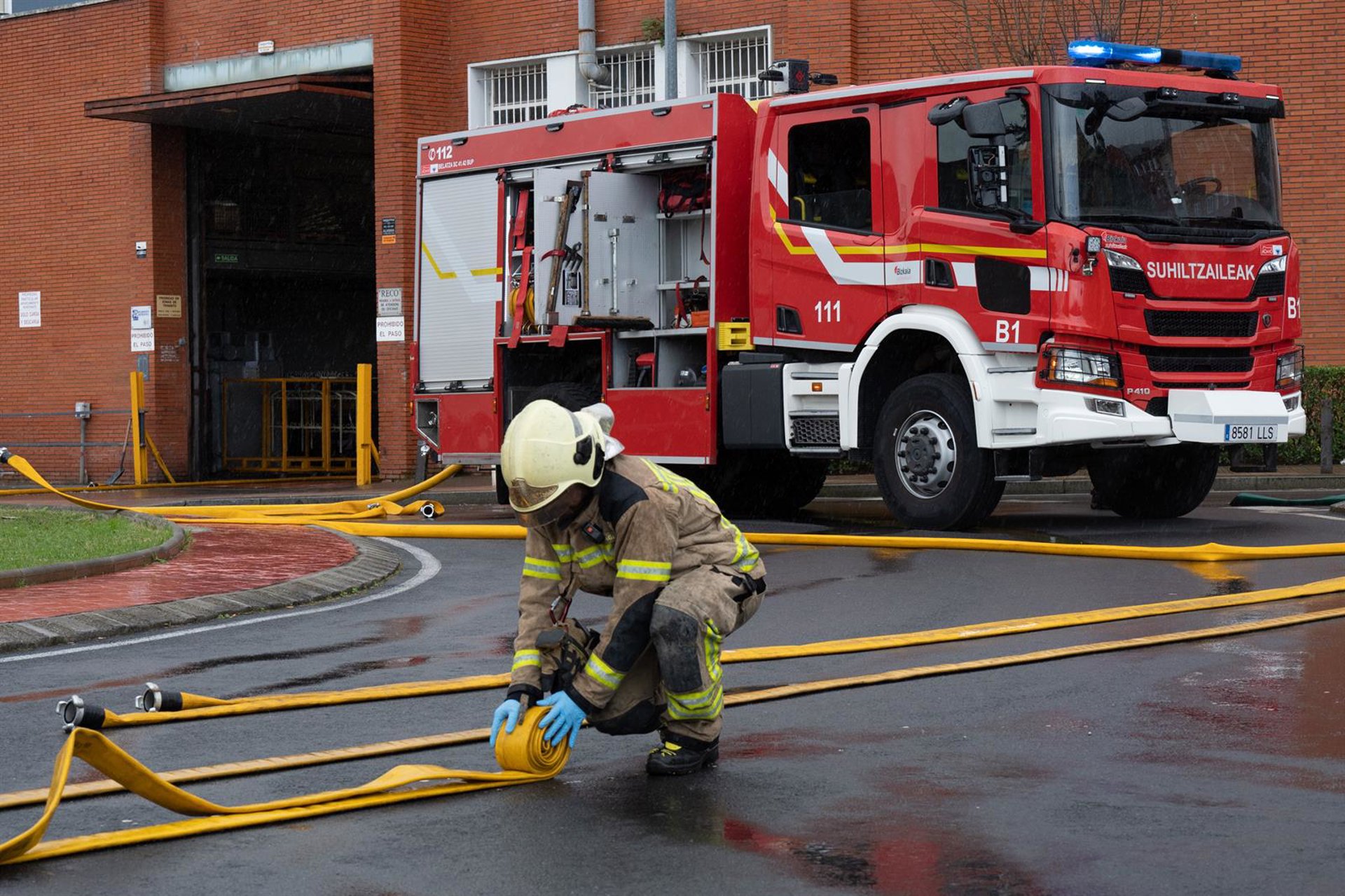 Al menos dos heridos en una explosión en una fábrica de pirotecnia en Lantaron (Álava)