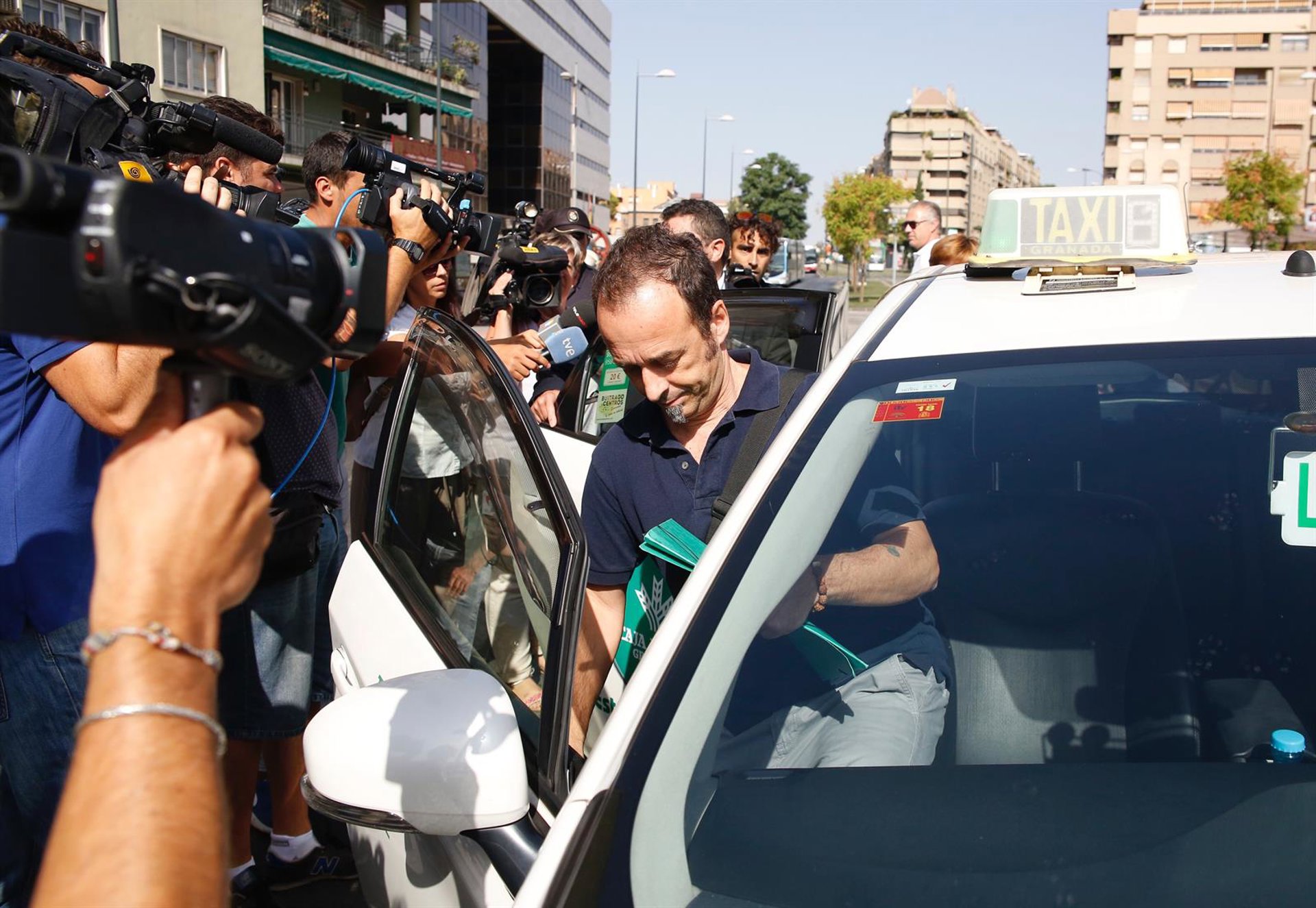 Arcuri ve a su hijo mayor «totalmente manipulado» en sus acusaciones «sin pruebas» contra él